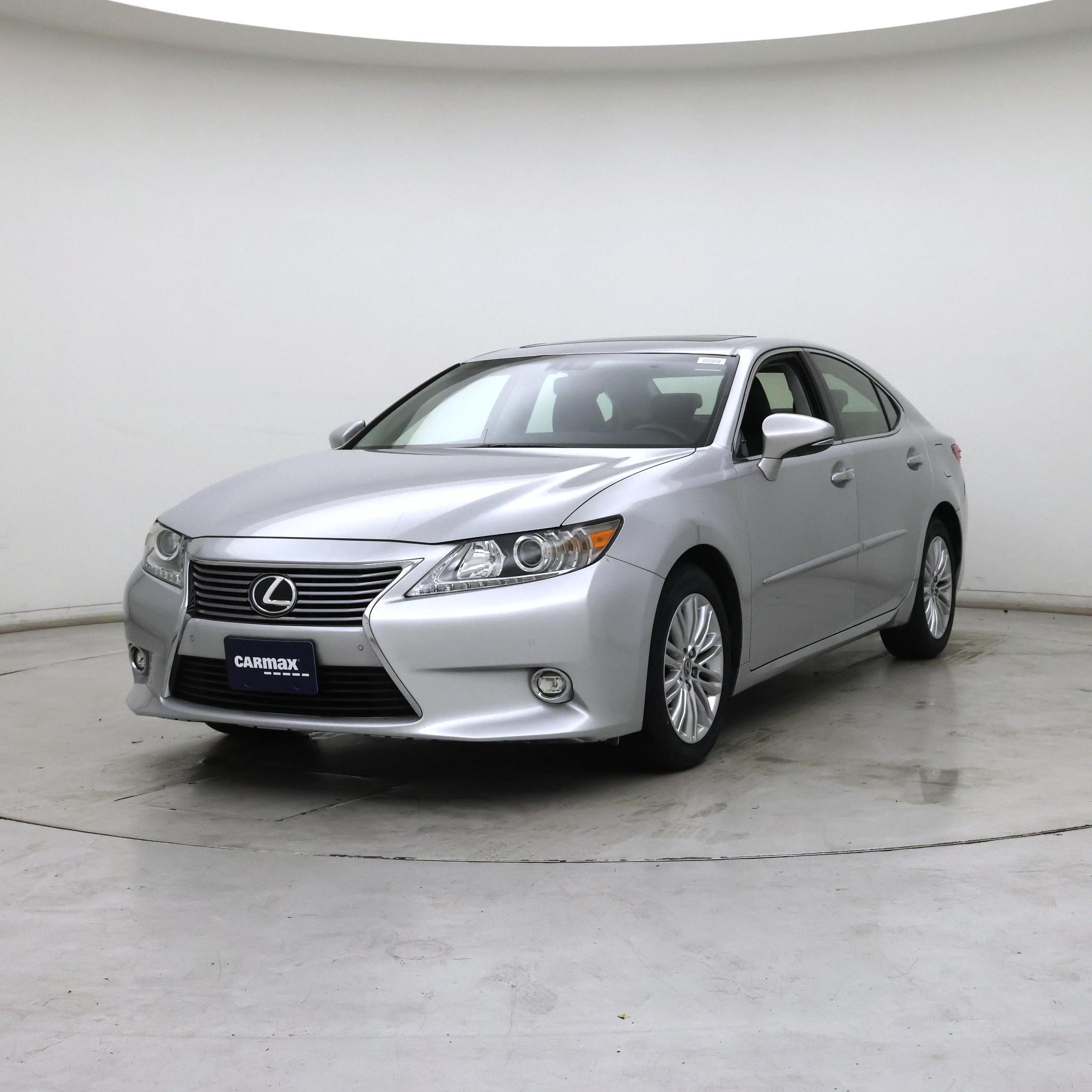 Thumbnail: 2015 Lexus ES - 4