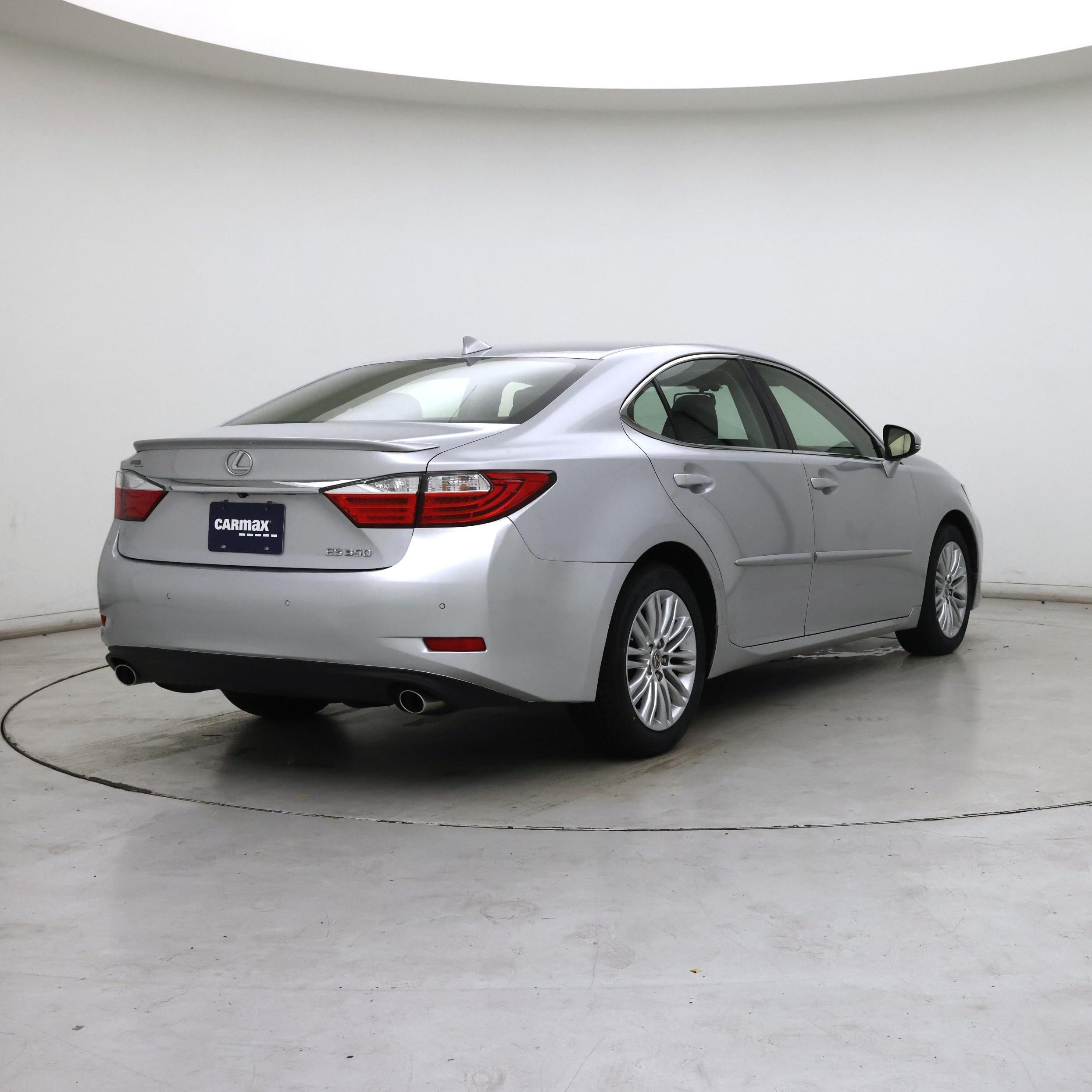 Thumbnail: 2015 Lexus ES - 8