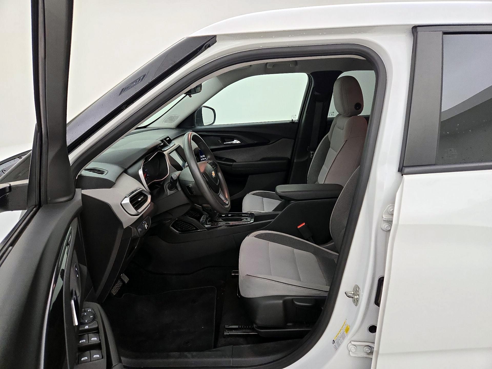 Thumbnail: 2022 Chevrolet TrailBlazer - 11