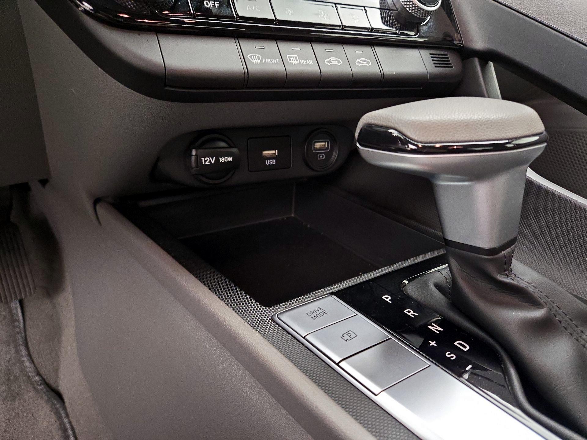 Thumbnail: 2023 Hyundai Elantra - 18