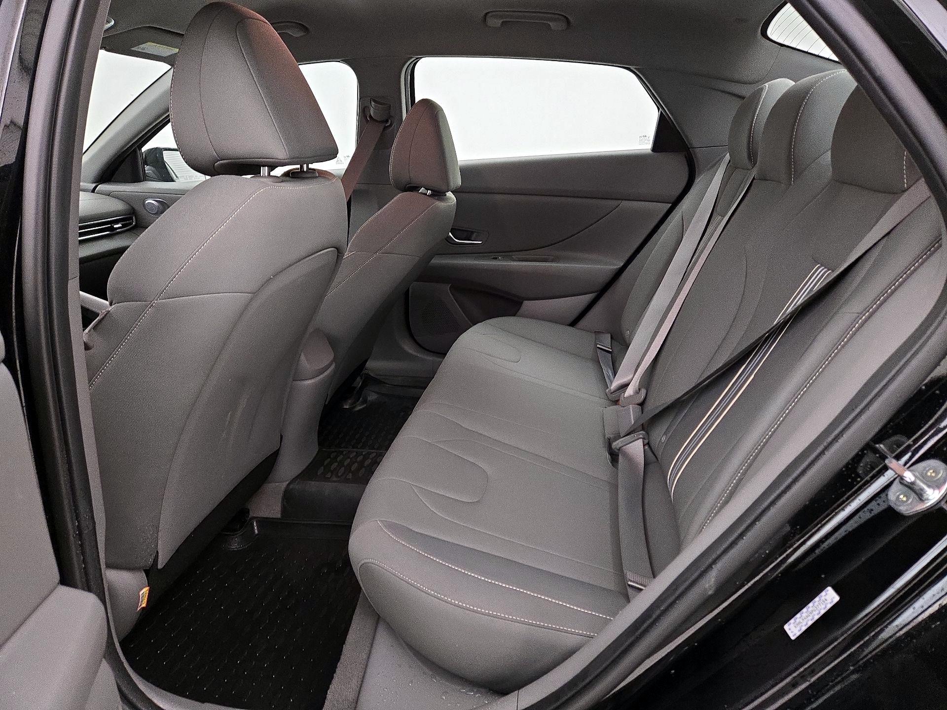 Thumbnail: 2023 Hyundai Elantra - 19