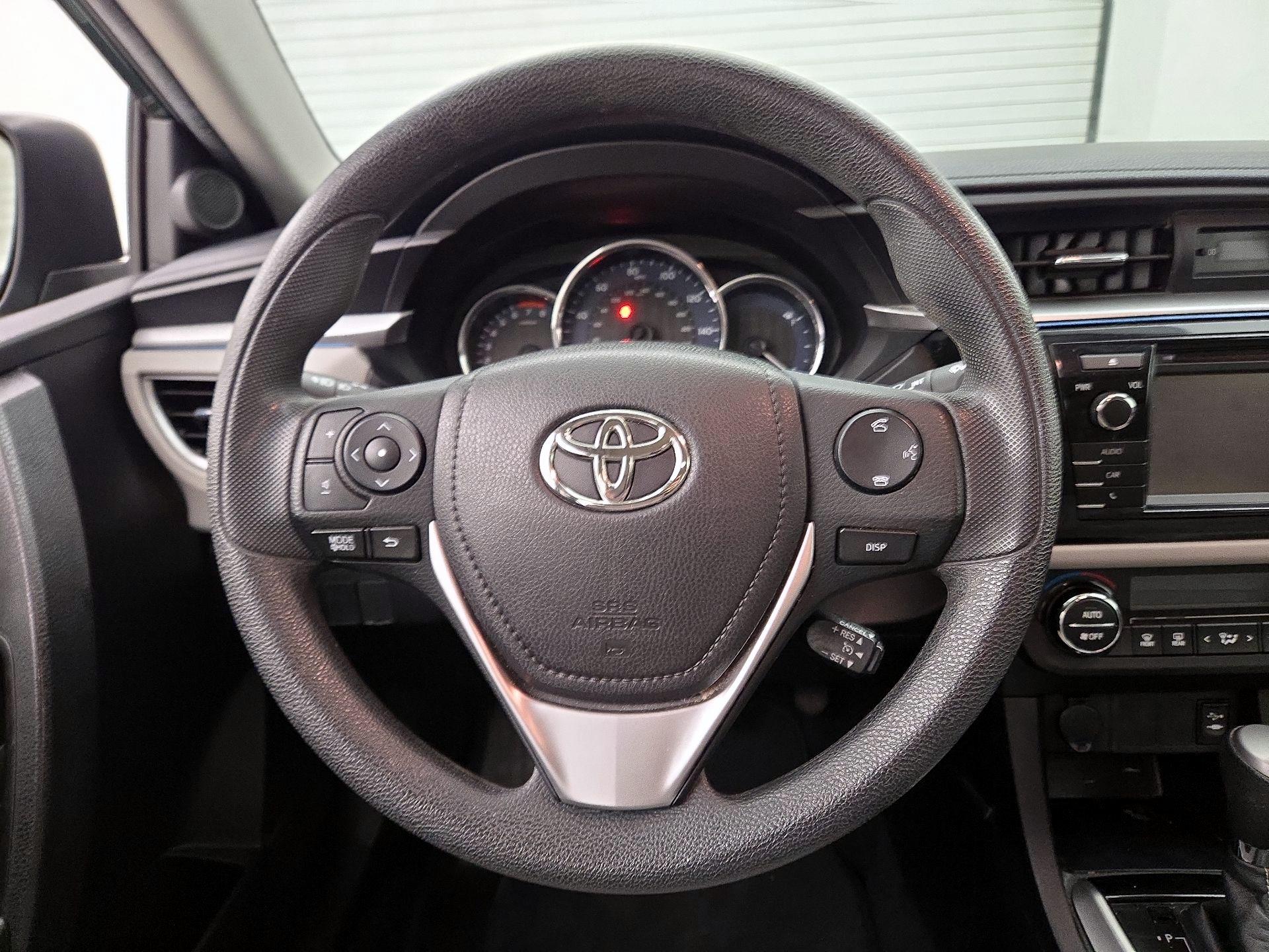 Thumbnail: 2014 Toyota Corolla - 10