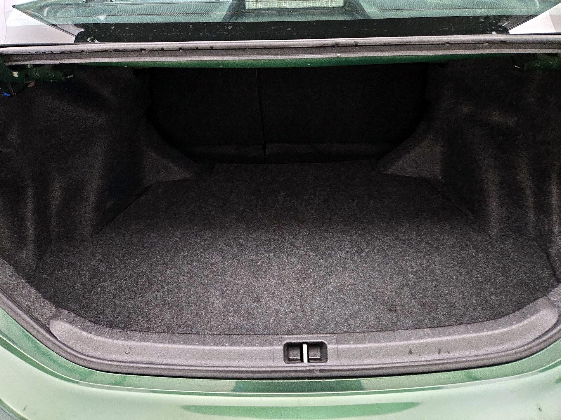 Thumbnail: 2014 Toyota Corolla - 20