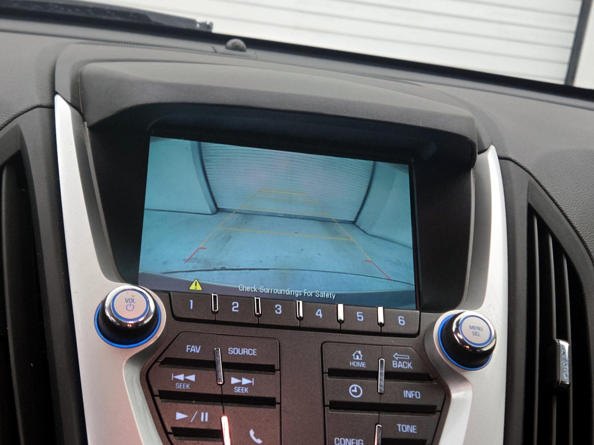 Thumbnail: 2016 Chevrolet Equinox - 13