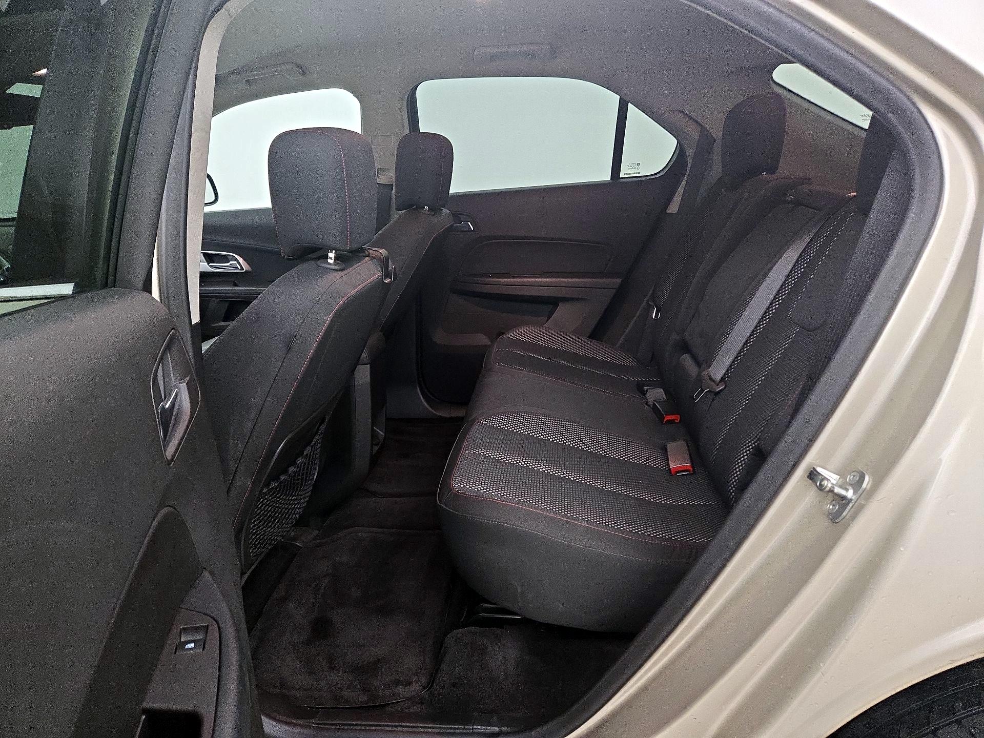 Thumbnail: 2016 Chevrolet Equinox - 17