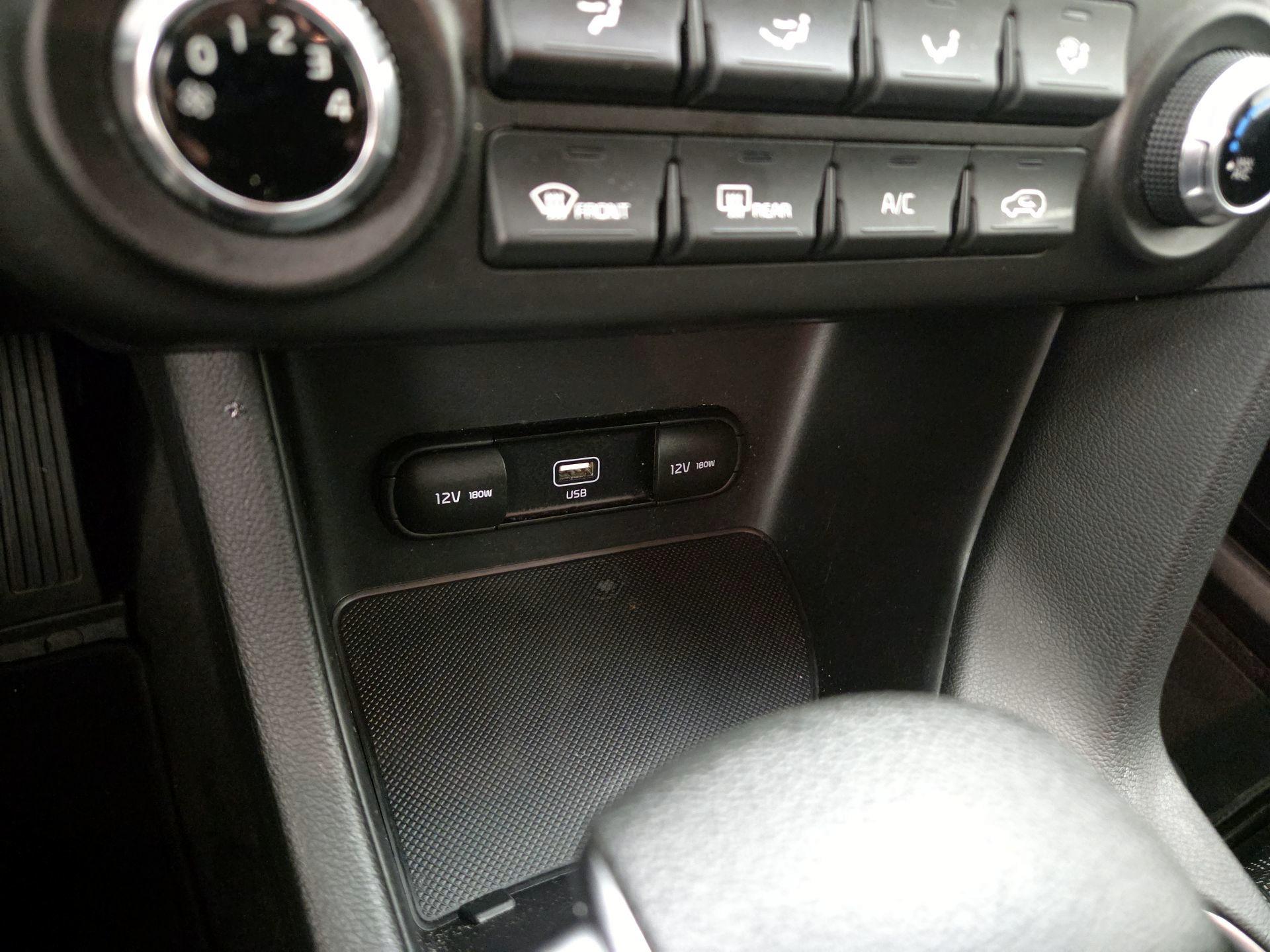 Thumbnail: 2021 Kia Sportage - 18