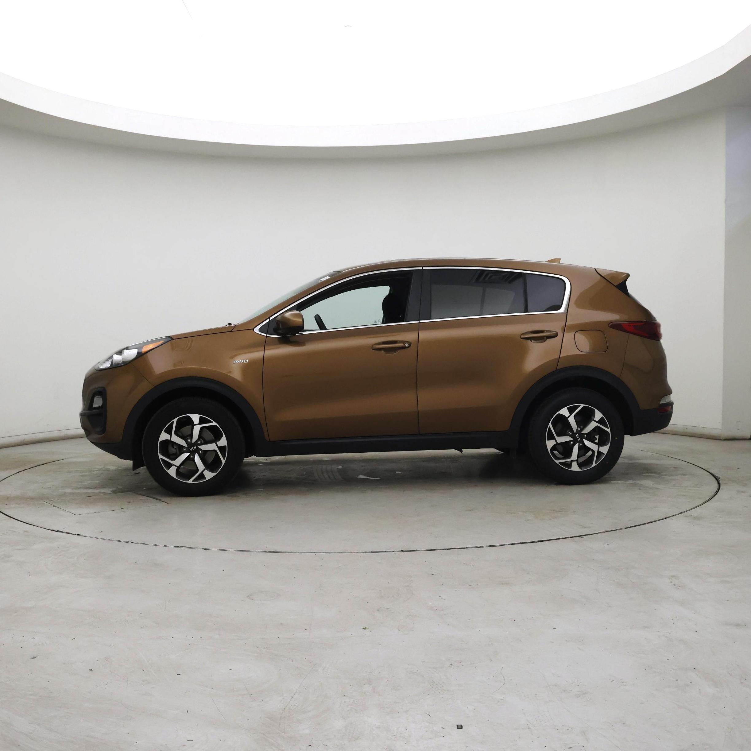 Thumbnail: 2021 Kia Sportage - 3