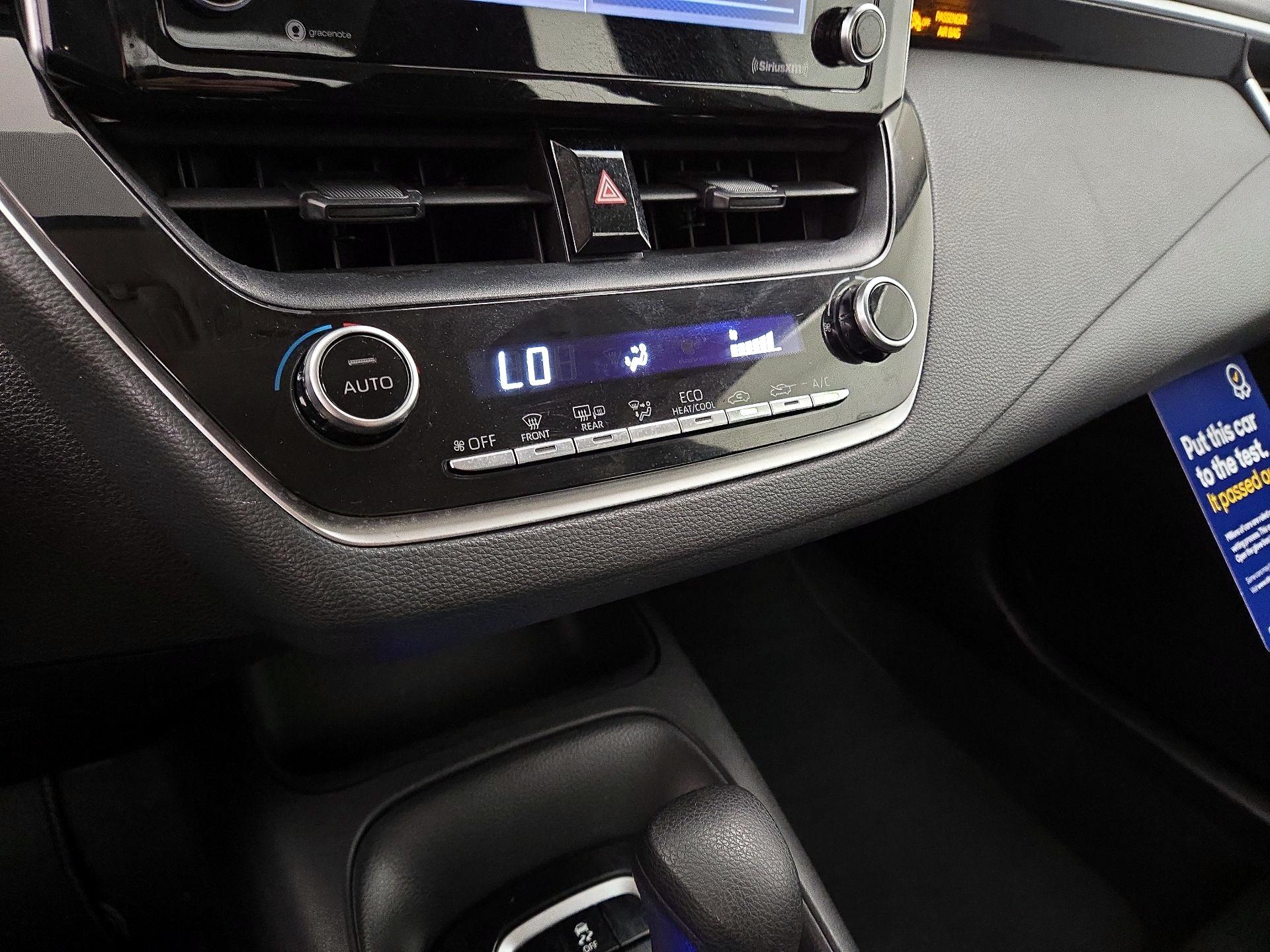 Thumbnail: 2021 Toyota Corolla - 16