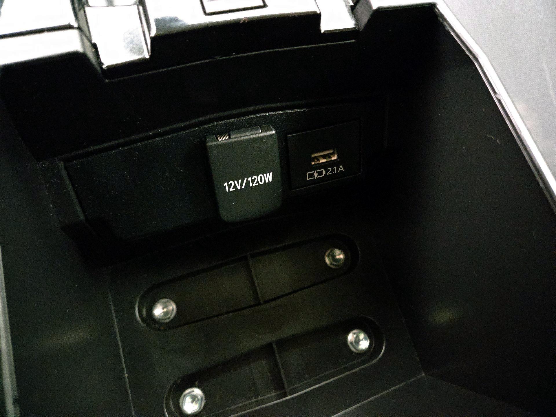 Thumbnail: 2021 Toyota Corolla - 18