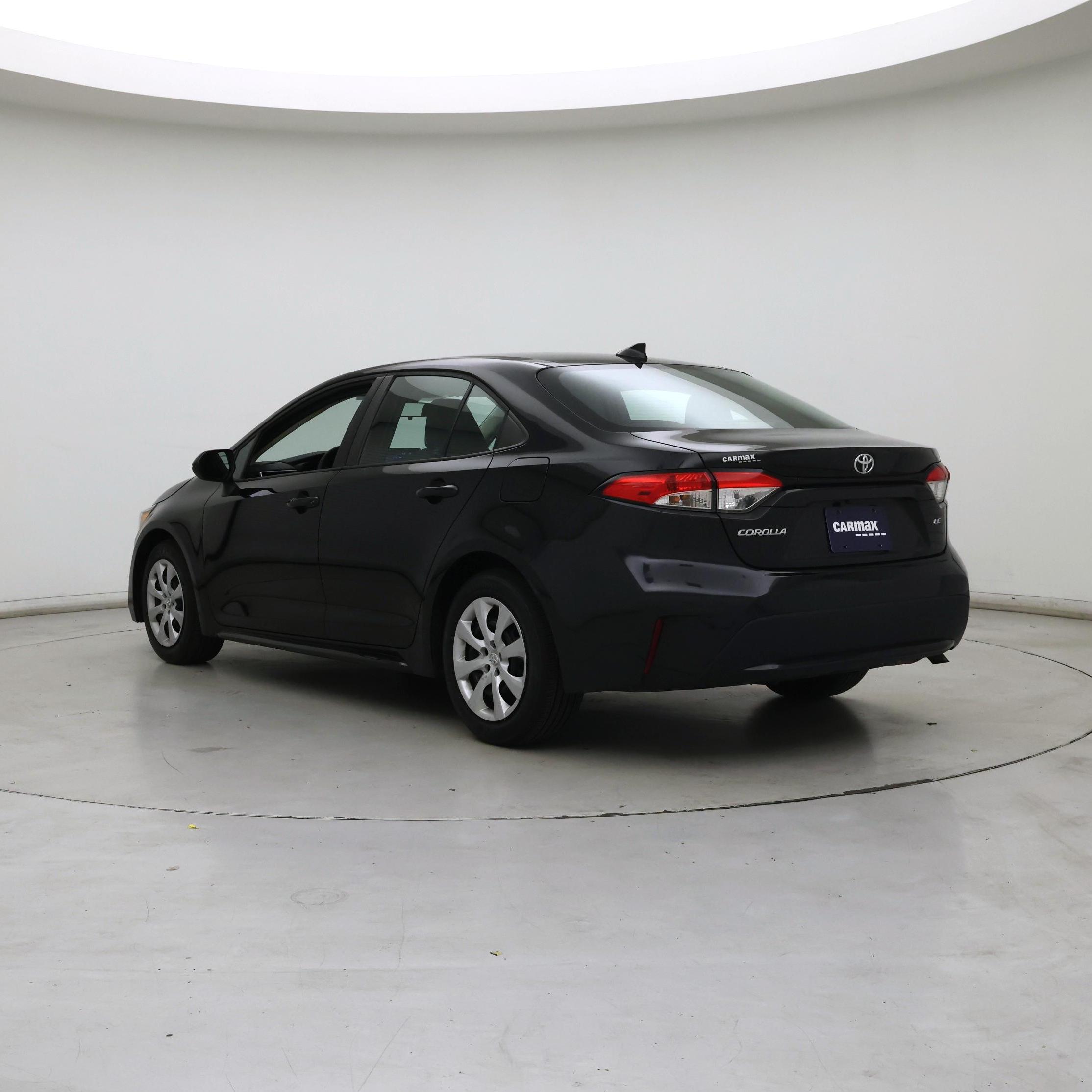 Thumbnail: 2021 Toyota Corolla - 2