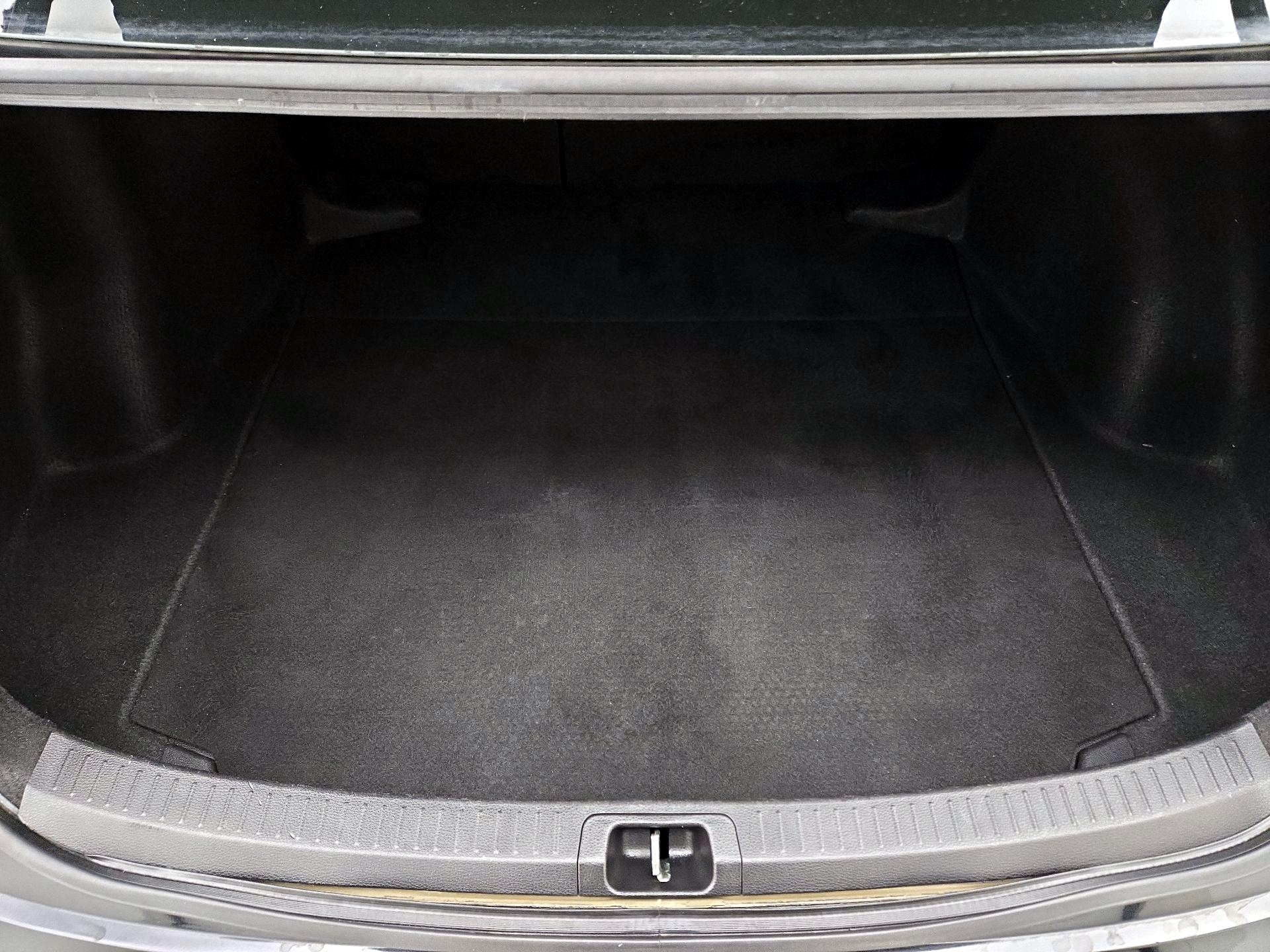 Thumbnail: 2021 Toyota Corolla - 20