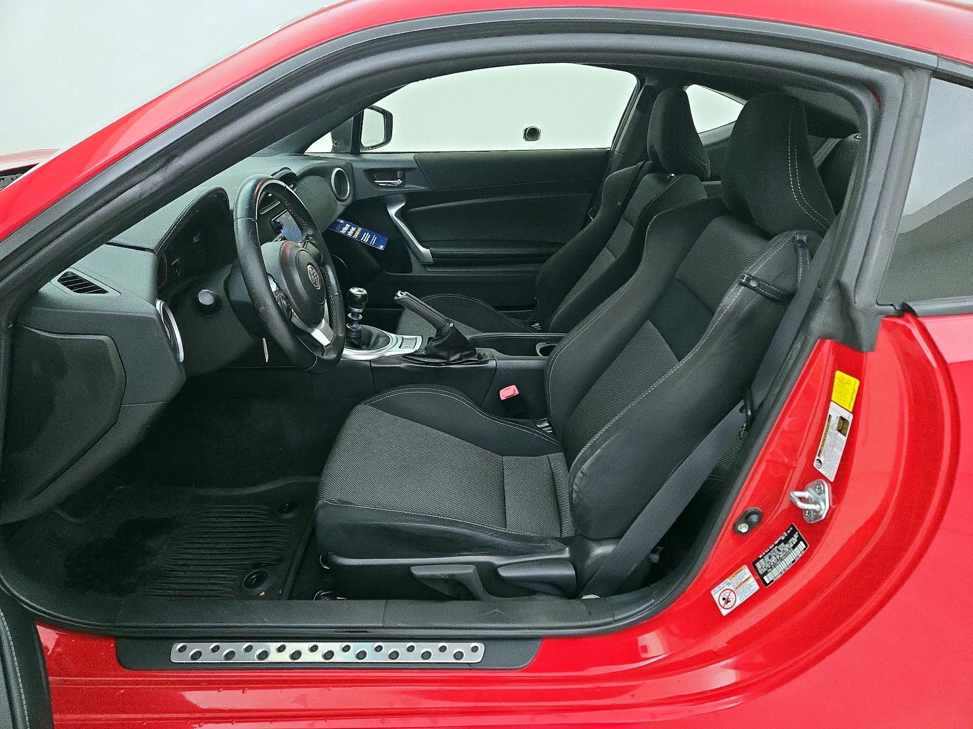 Thumbnail: 2017 Toyota 86 - 11