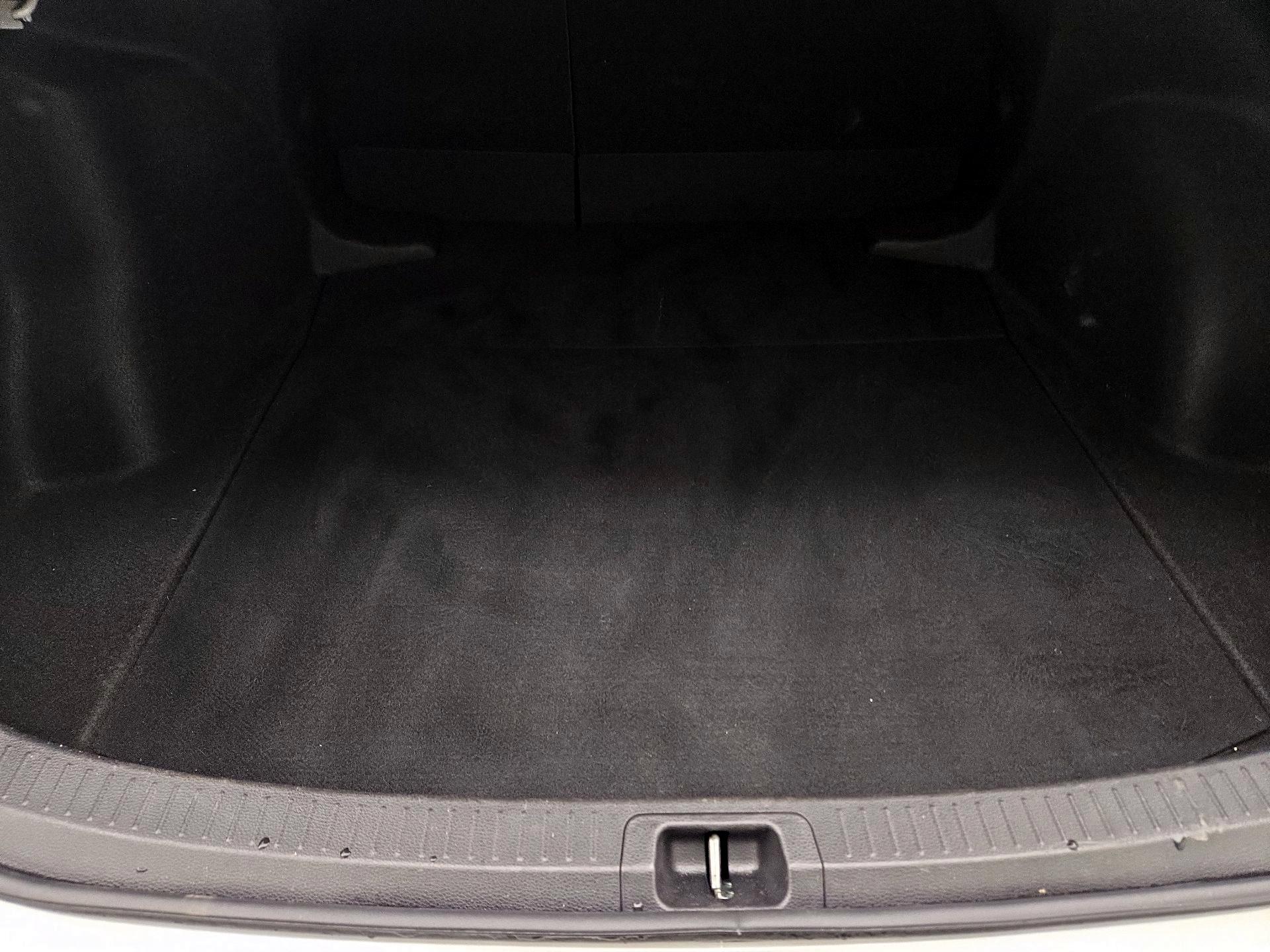 Thumbnail: 2022 Toyota Corolla - 19