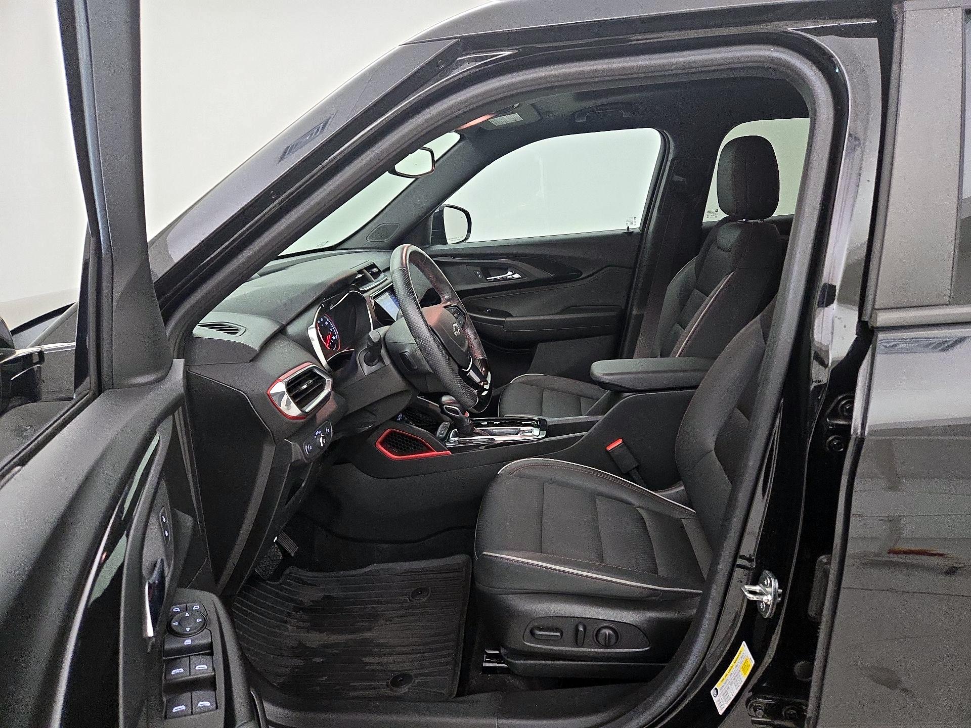 Thumbnail: 2022 Chevrolet TrailBlazer - 11