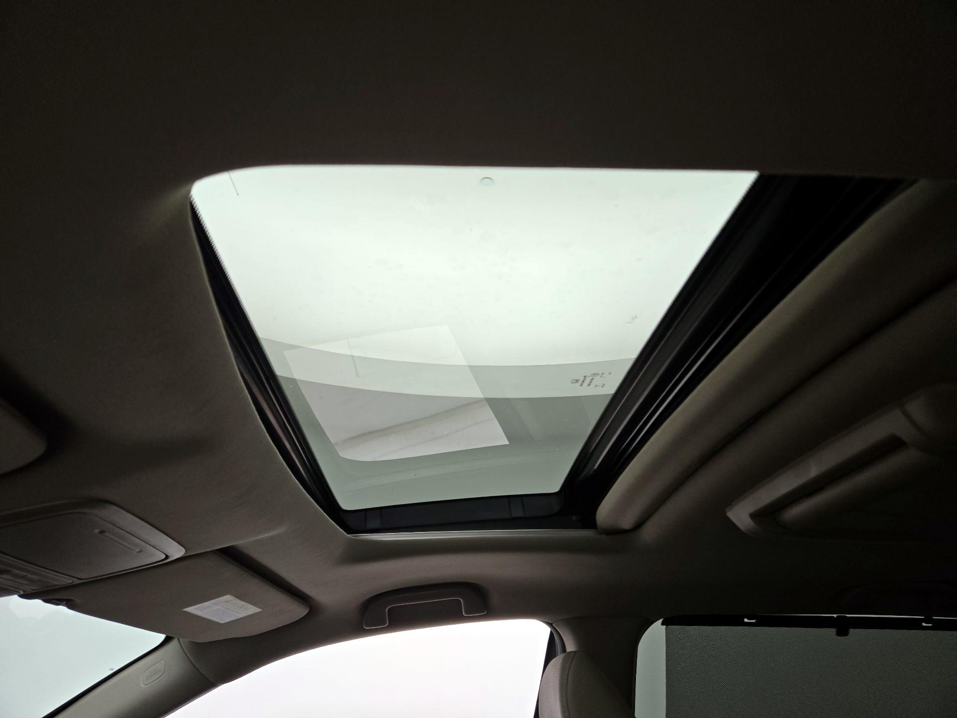 Thumbnail: 2016 Honda Pilot - 19