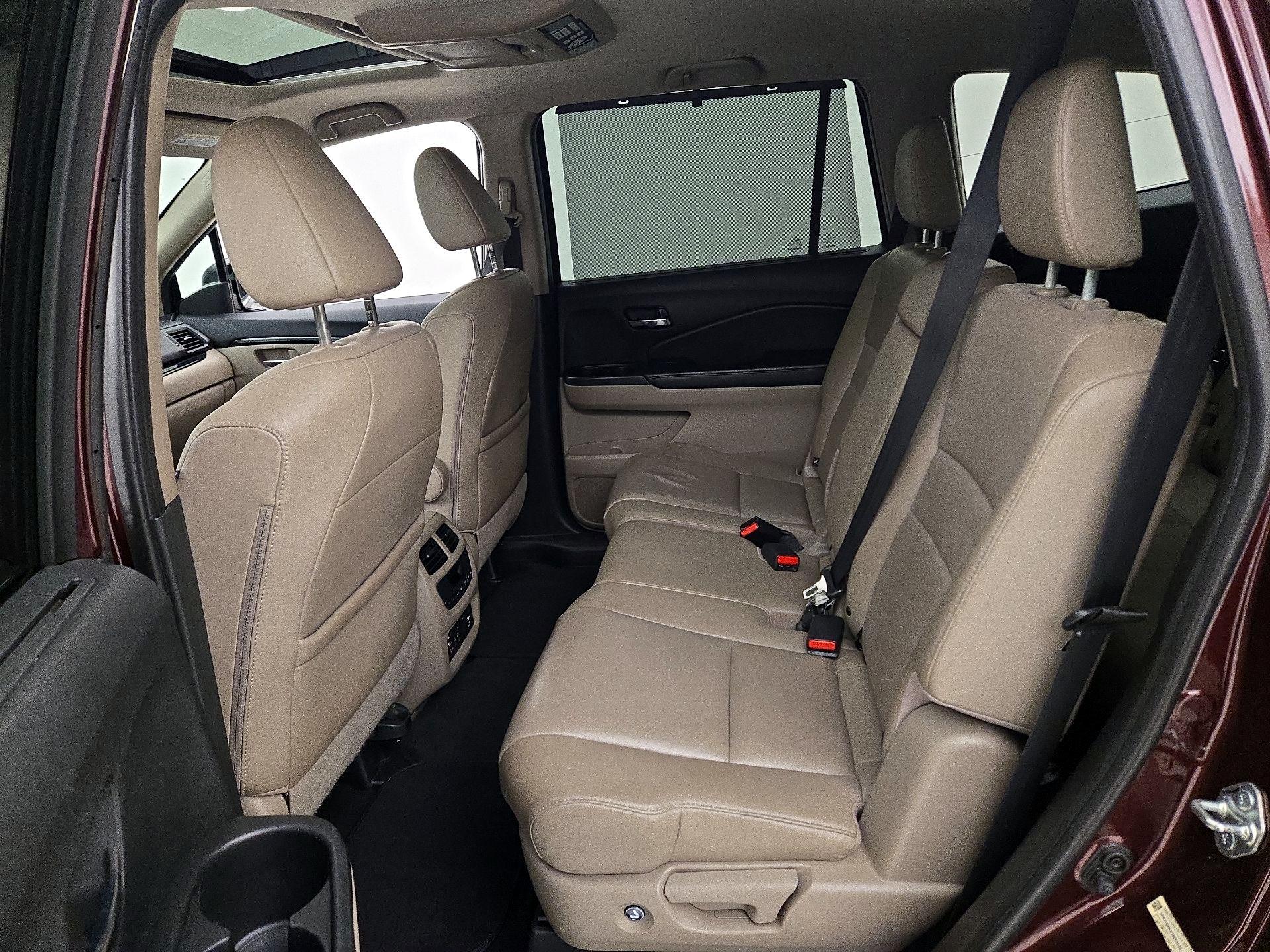 Thumbnail: 2016 Honda Pilot - 20