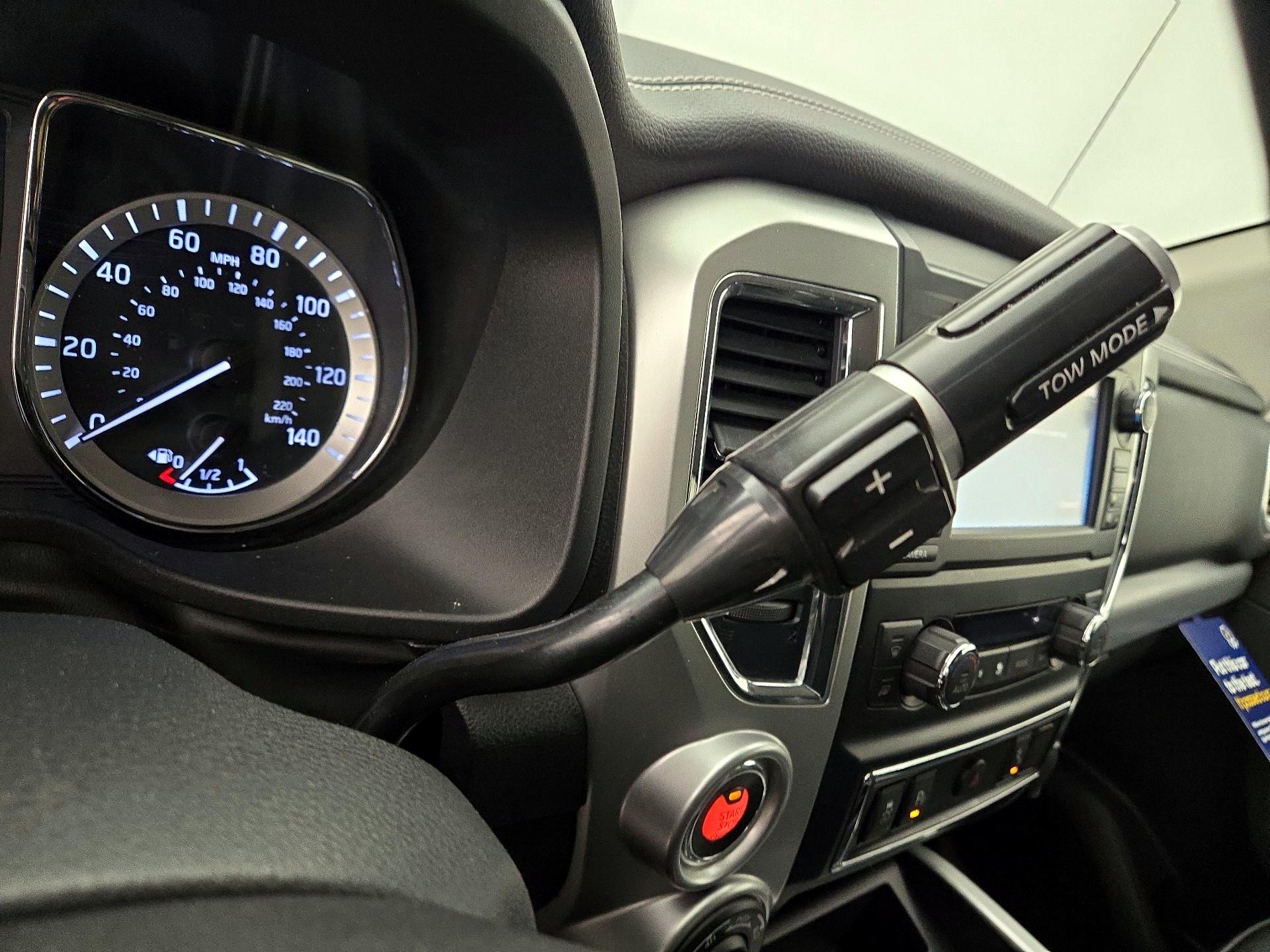 Thumbnail: 2018 Nissan Titan - 17