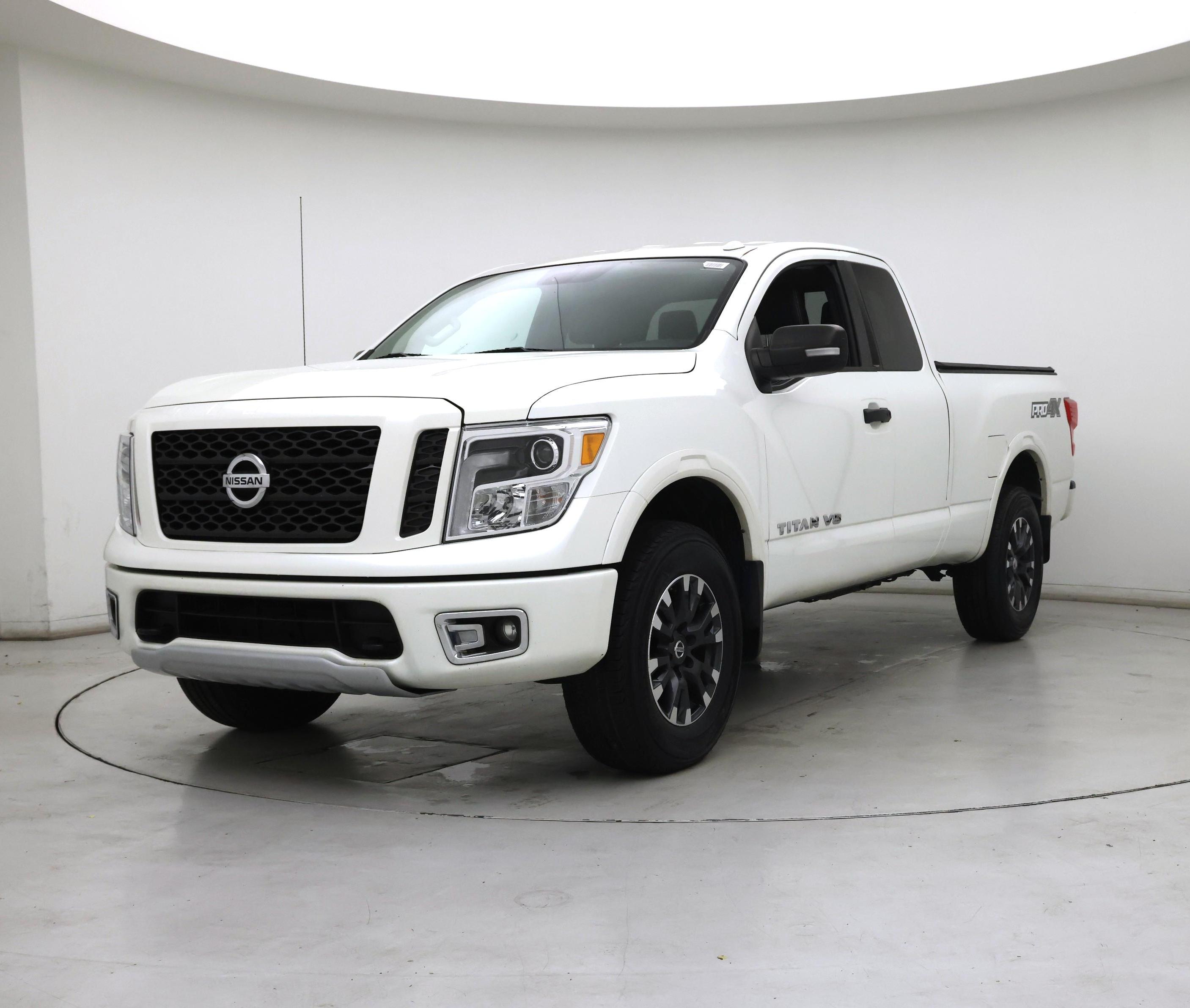 Thumbnail: 2018 Nissan Titan - 4
