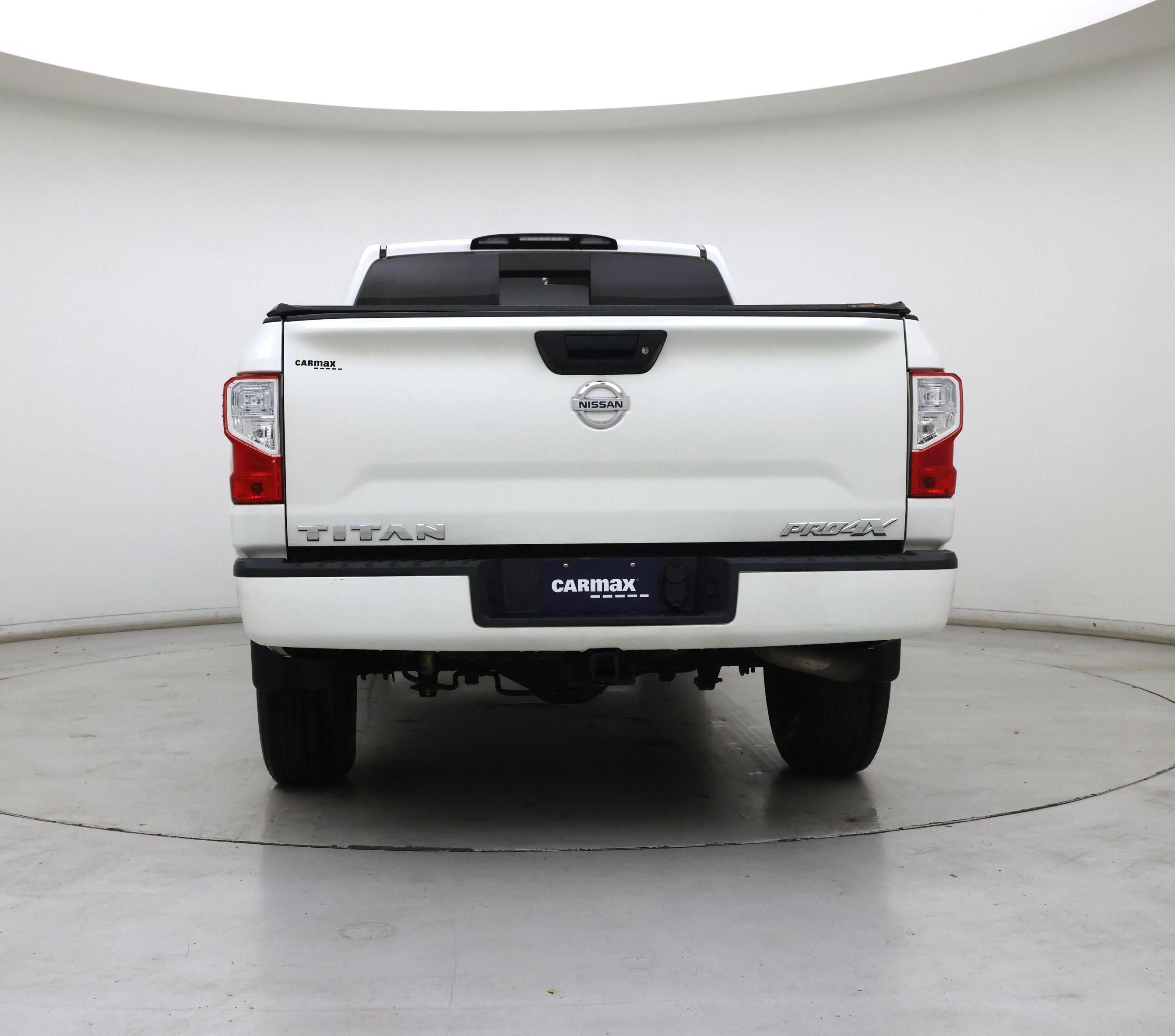 Thumbnail: 2018 Nissan Titan - 6