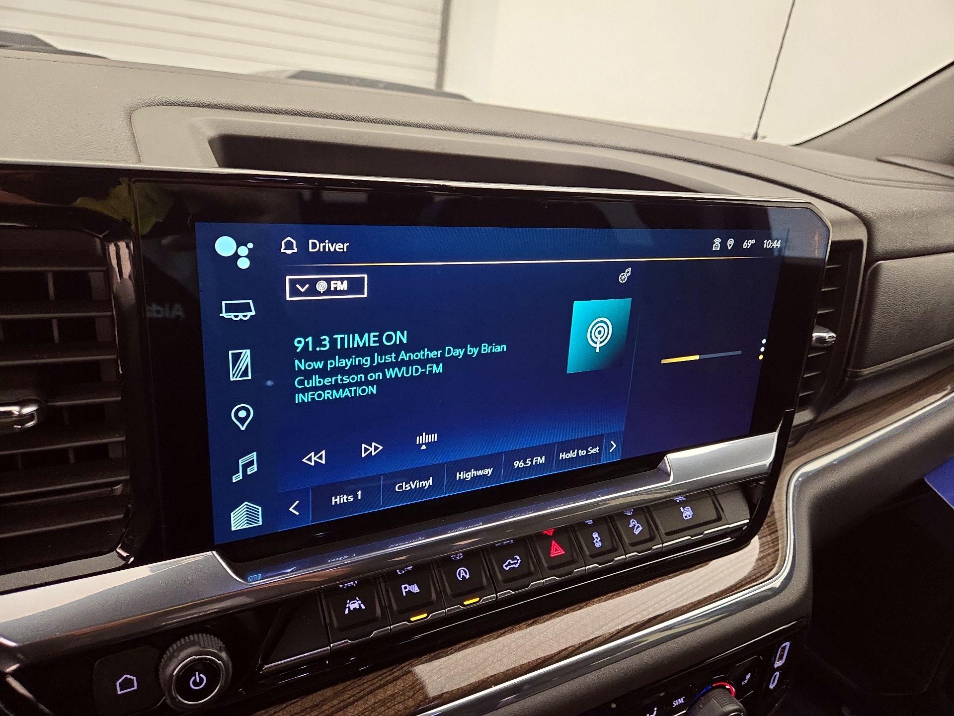 Thumbnail: 2024 Chevrolet Silverado 1500 - 15