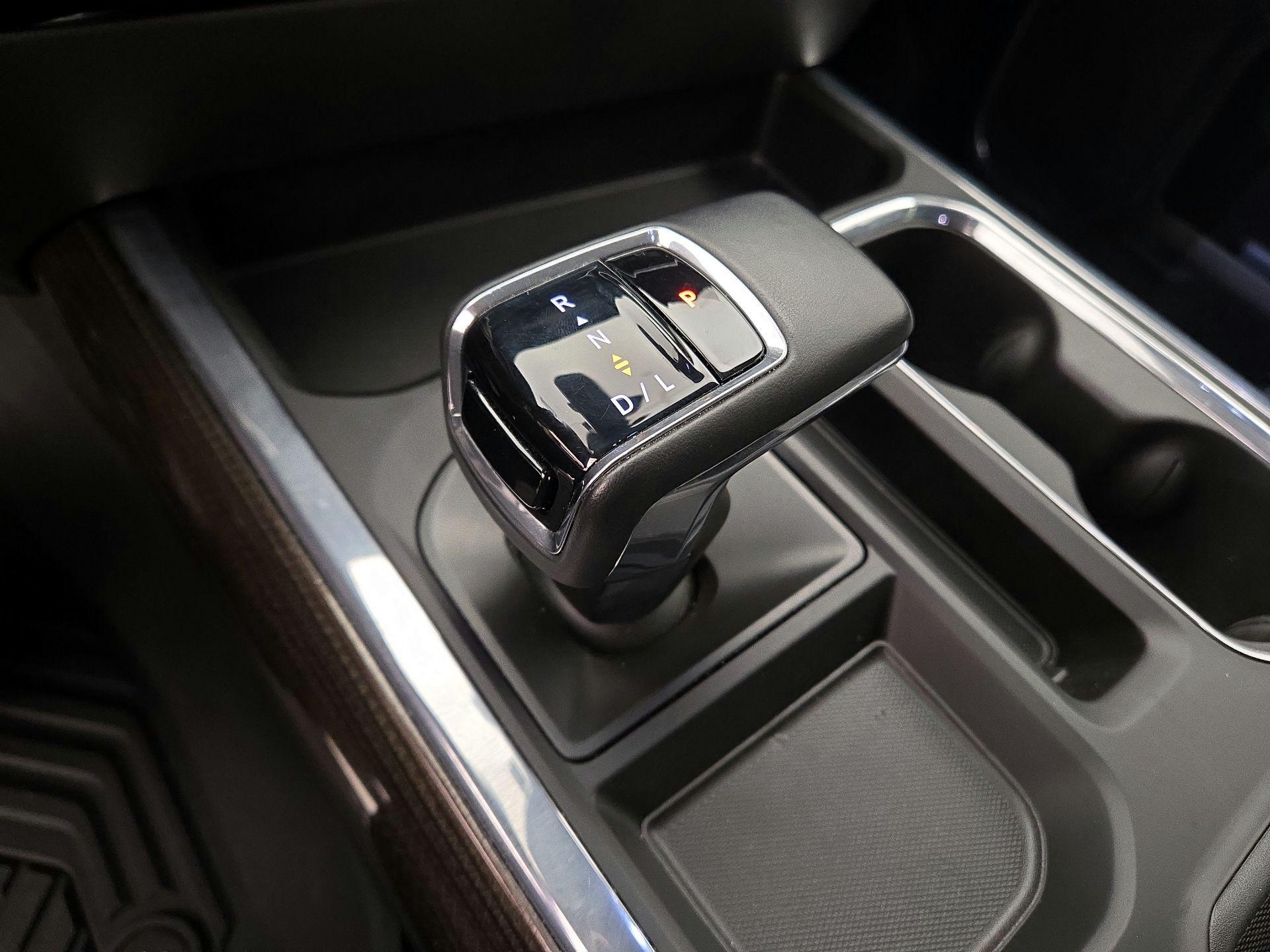 Thumbnail: 2024 Chevrolet Silverado 1500 - 17