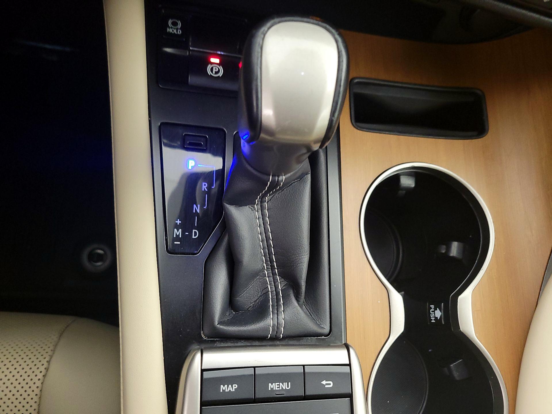 Thumbnail: 2022 Lexus RX - 17