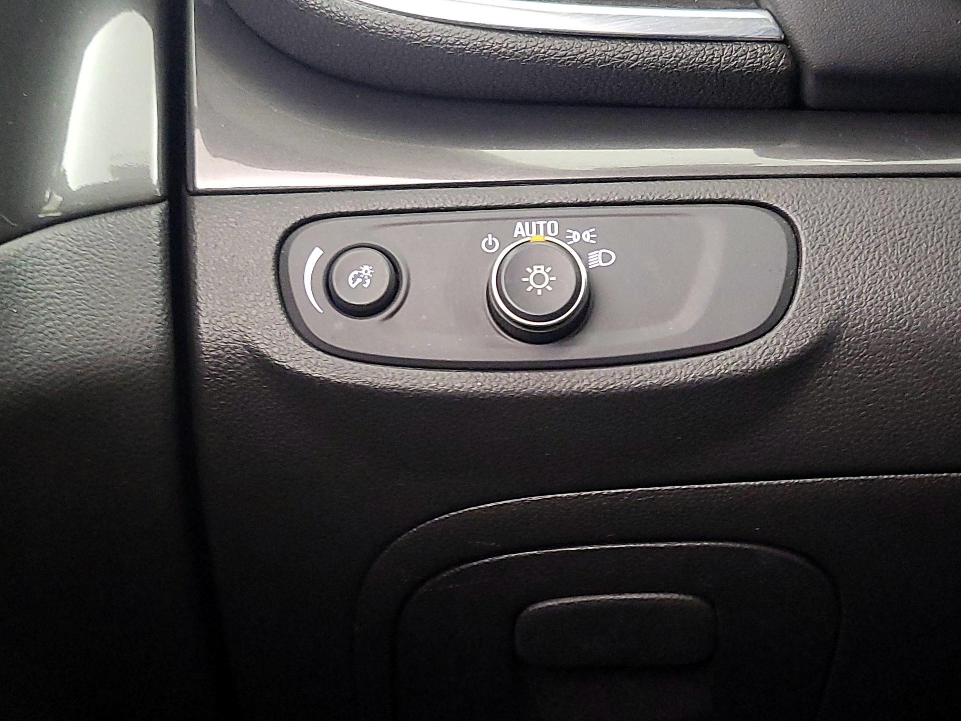 Thumbnail: 2019 Buick Encore - 13