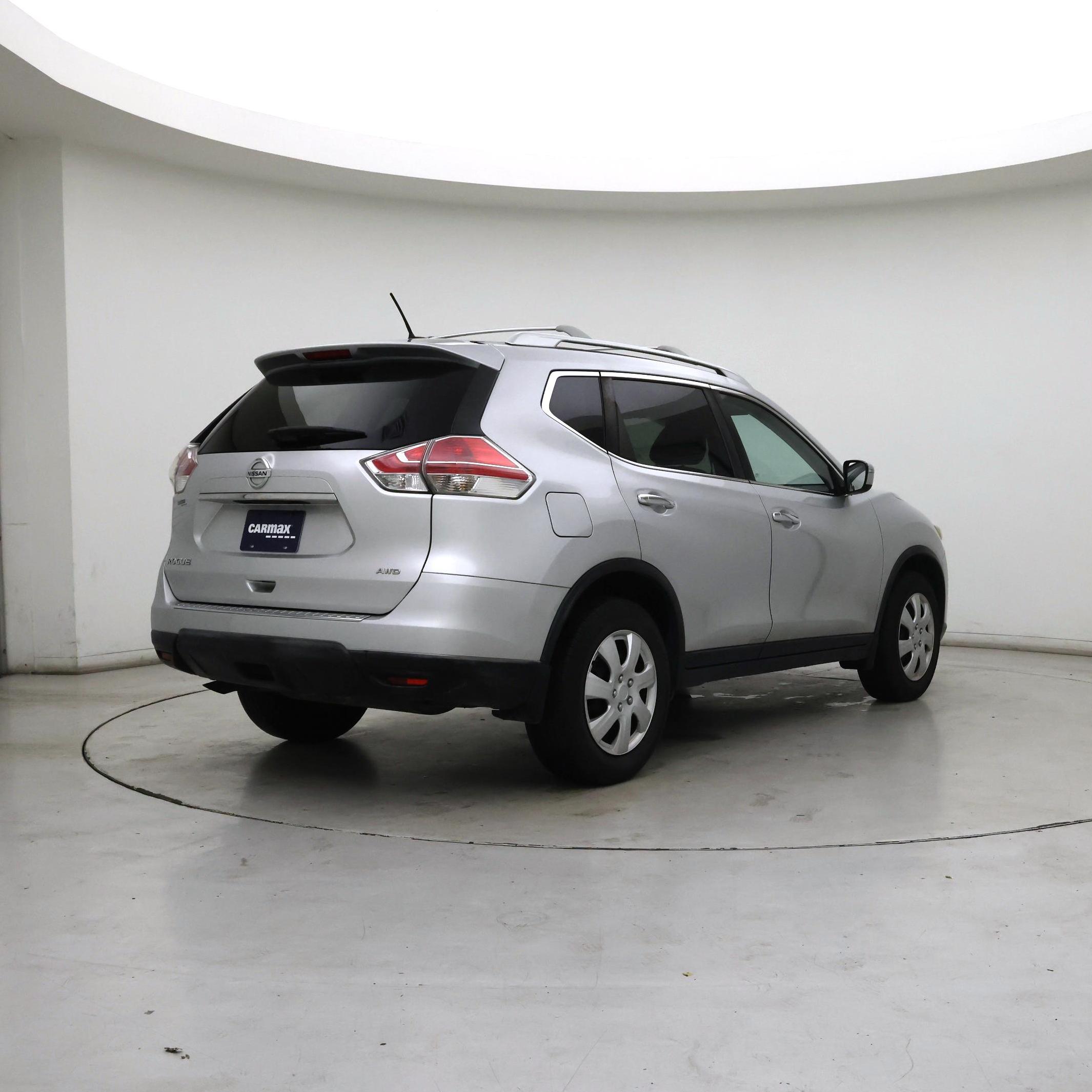 Thumbnail: 2016 Nissan Rogue - 8
