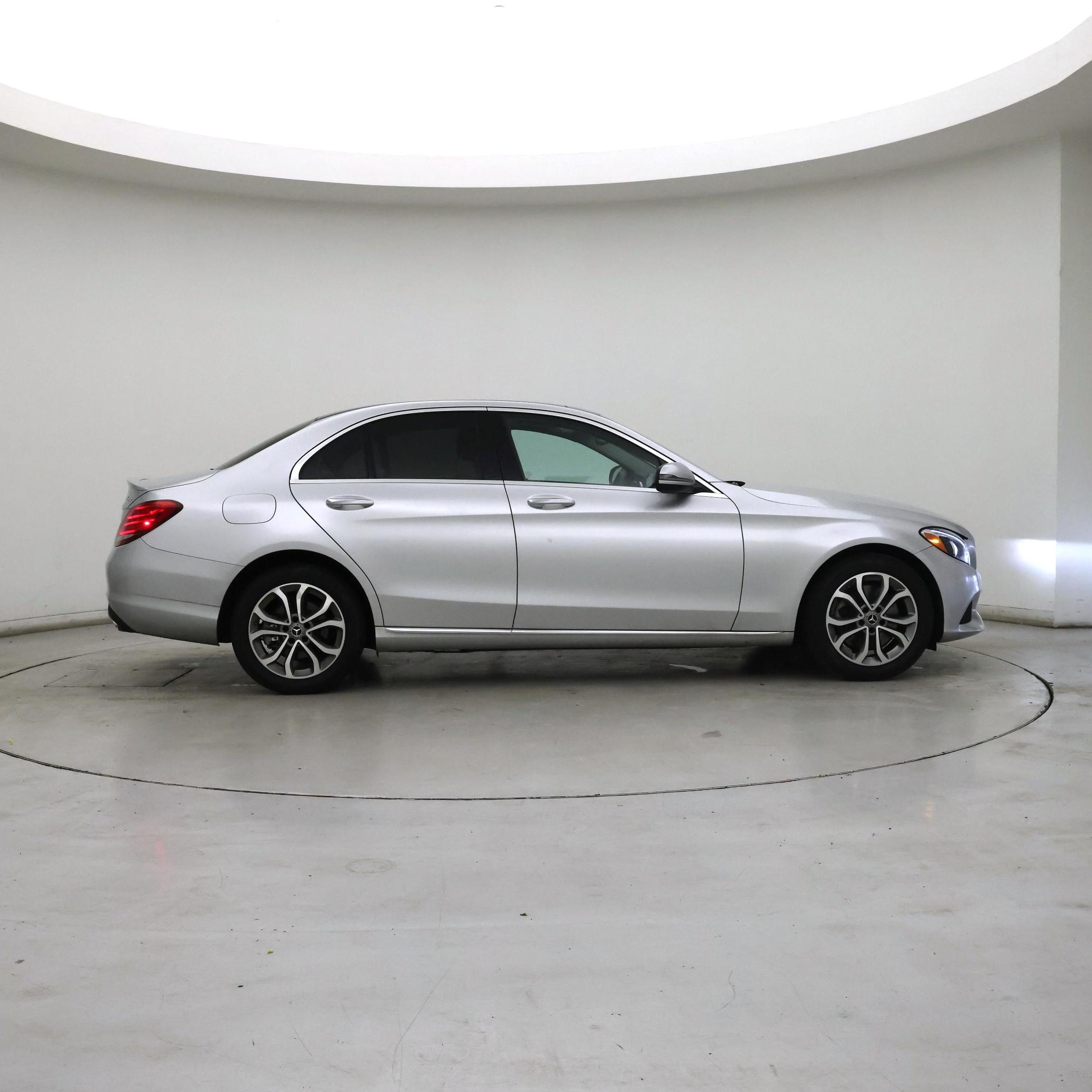 Thumbnail: 2017 Mercedes-Benz C-Class - 7