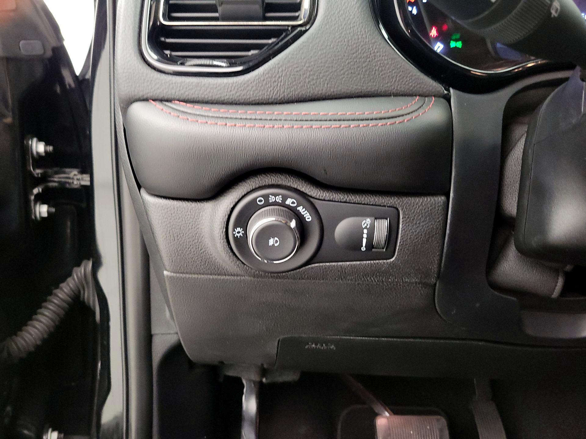 Thumbnail: 2021 Dodge Durango - 13