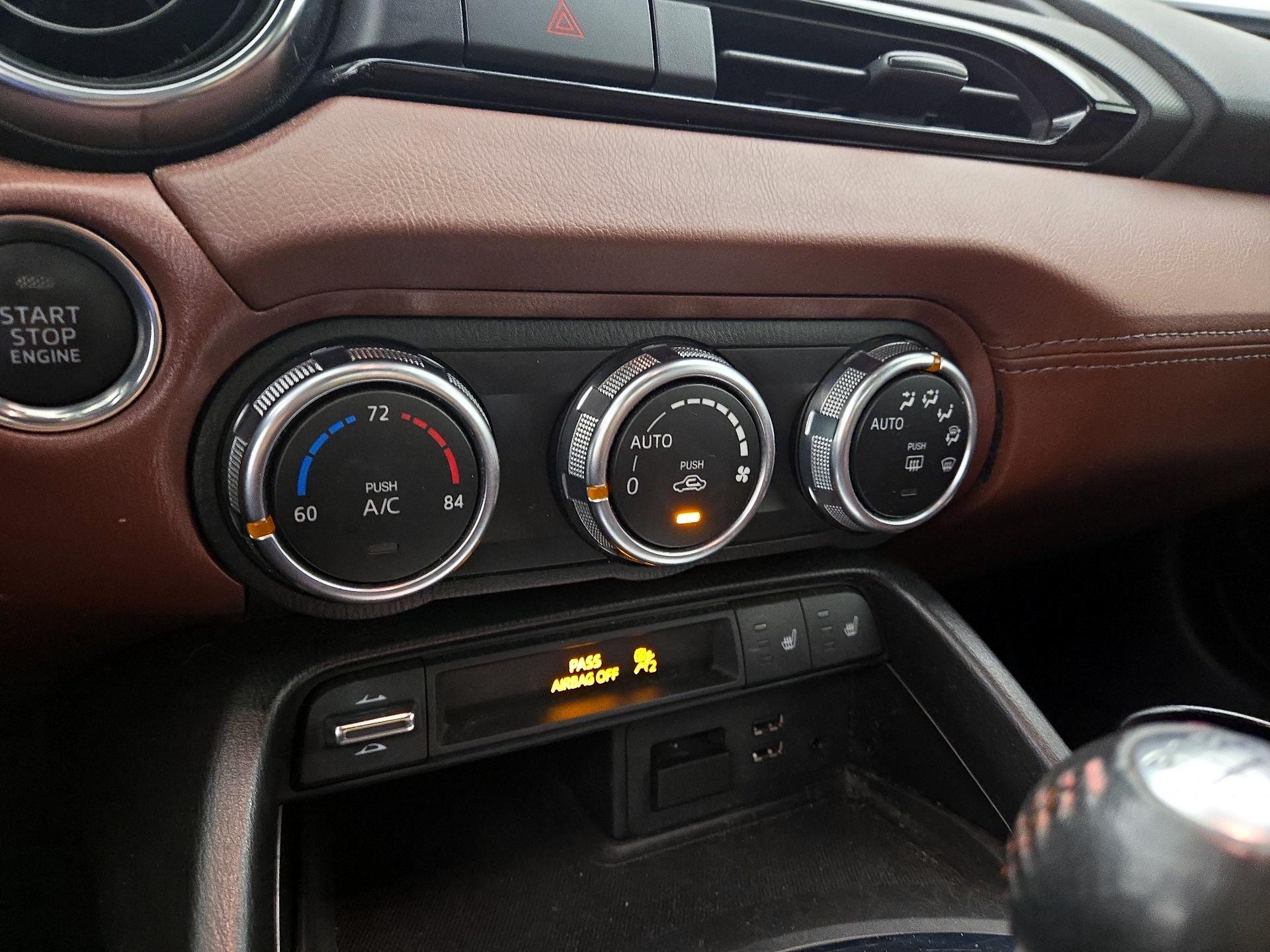 Thumbnail: 2017 Mazda MX-5 Miata - 16