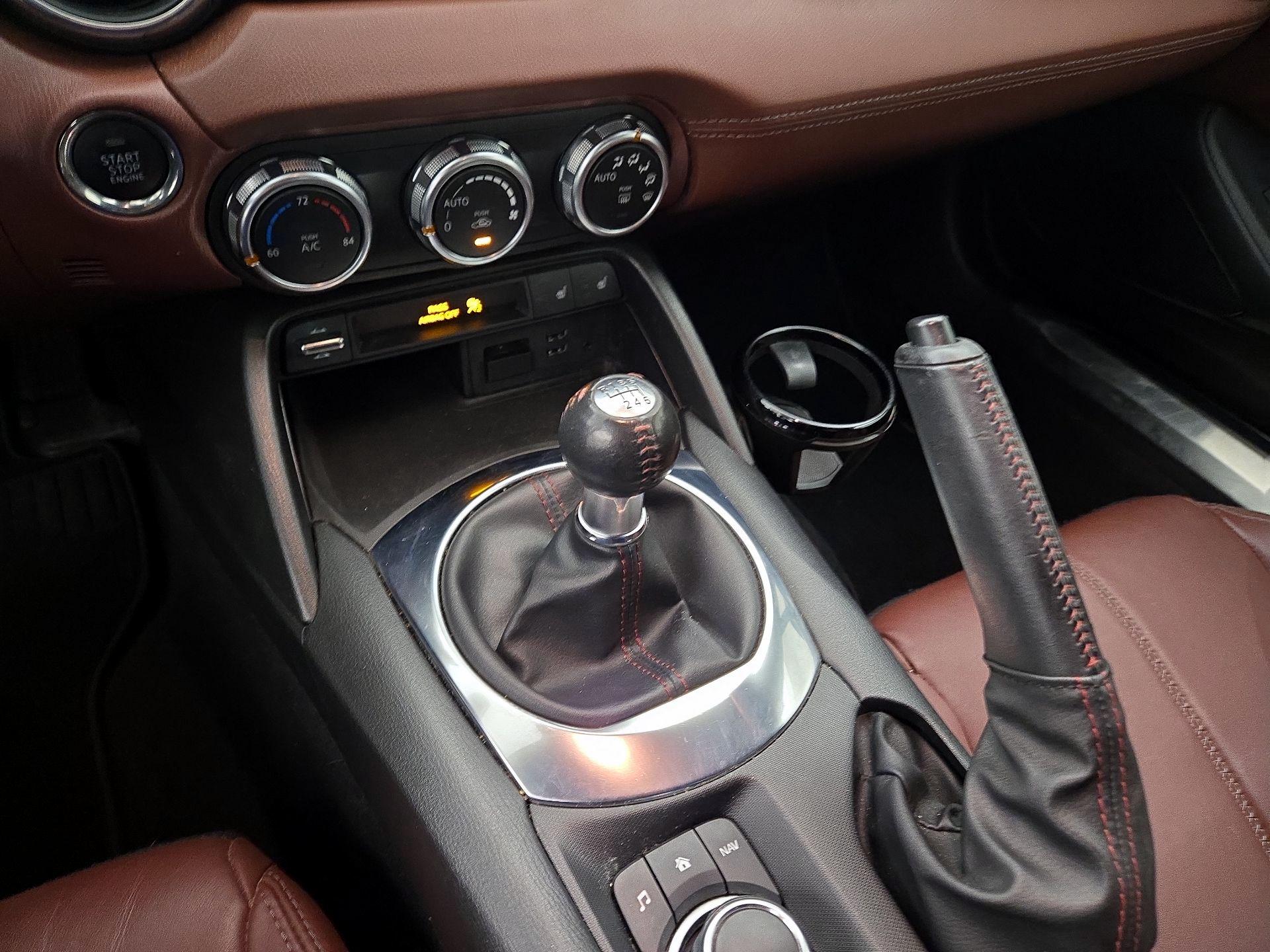 Thumbnail: 2017 Mazda MX-5 Miata - 17