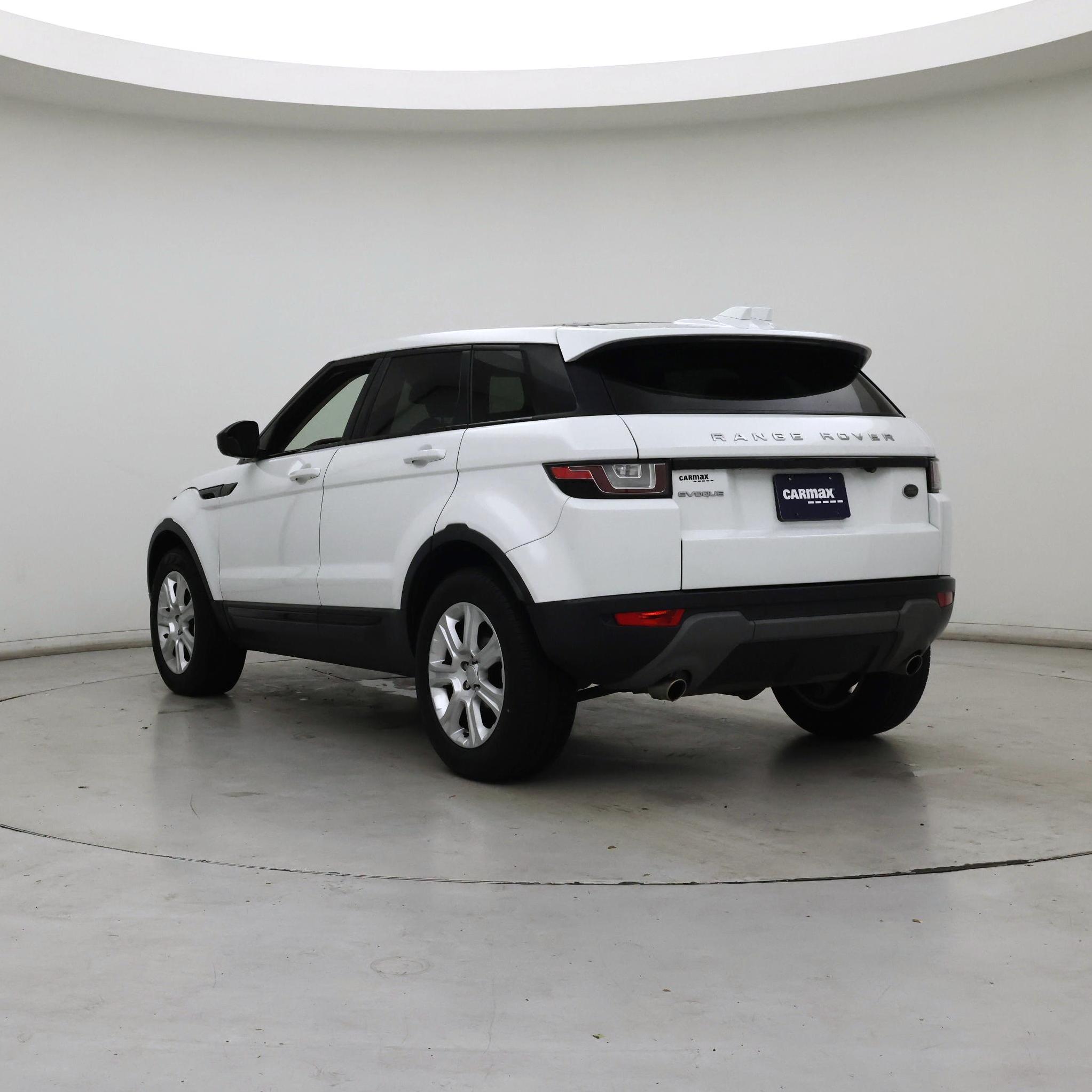 Thumbnail: 2018 Land Rover Range Rover Evoque - 2