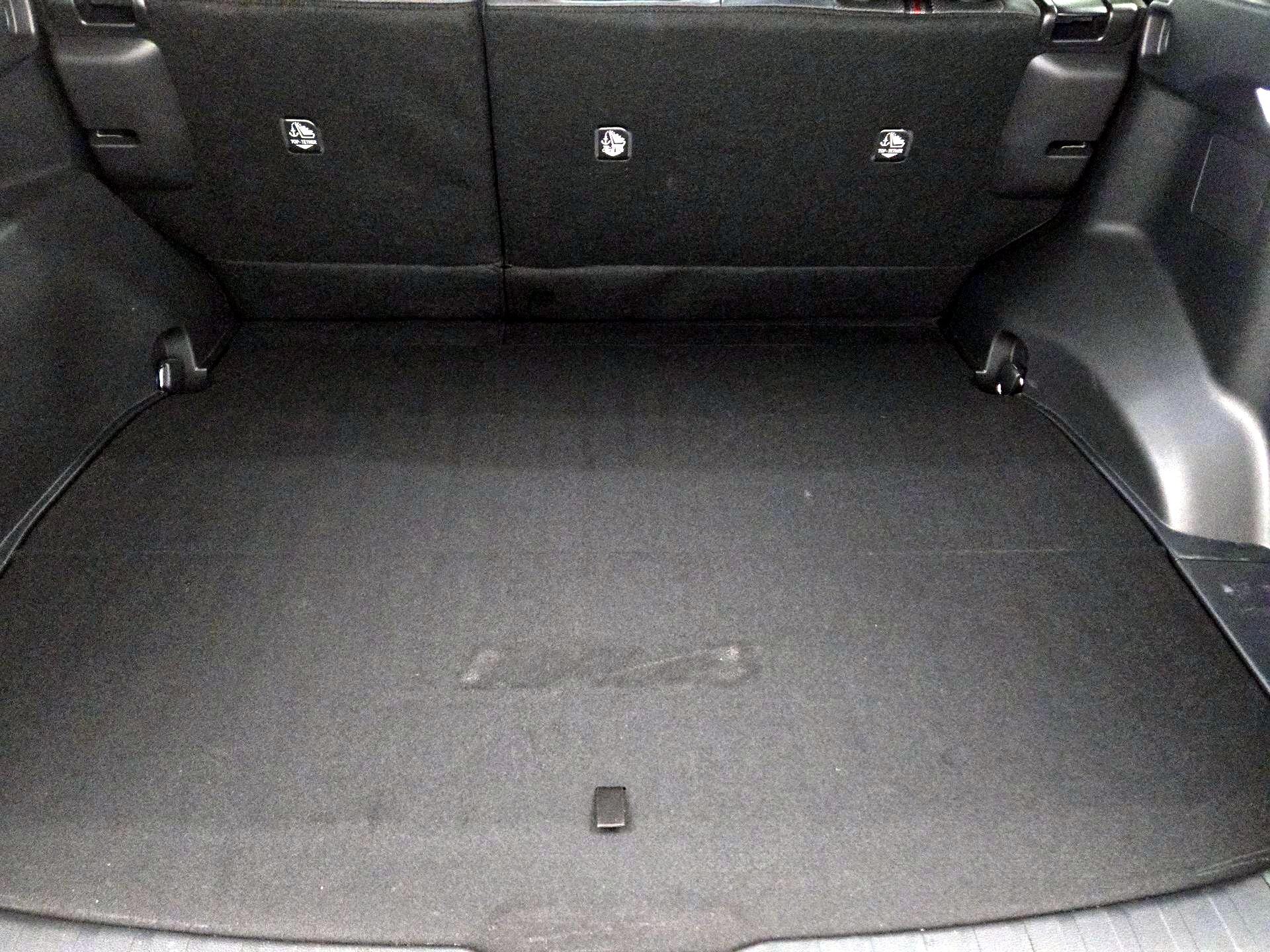 Thumbnail: 2023 Toyota RAV4 - 19