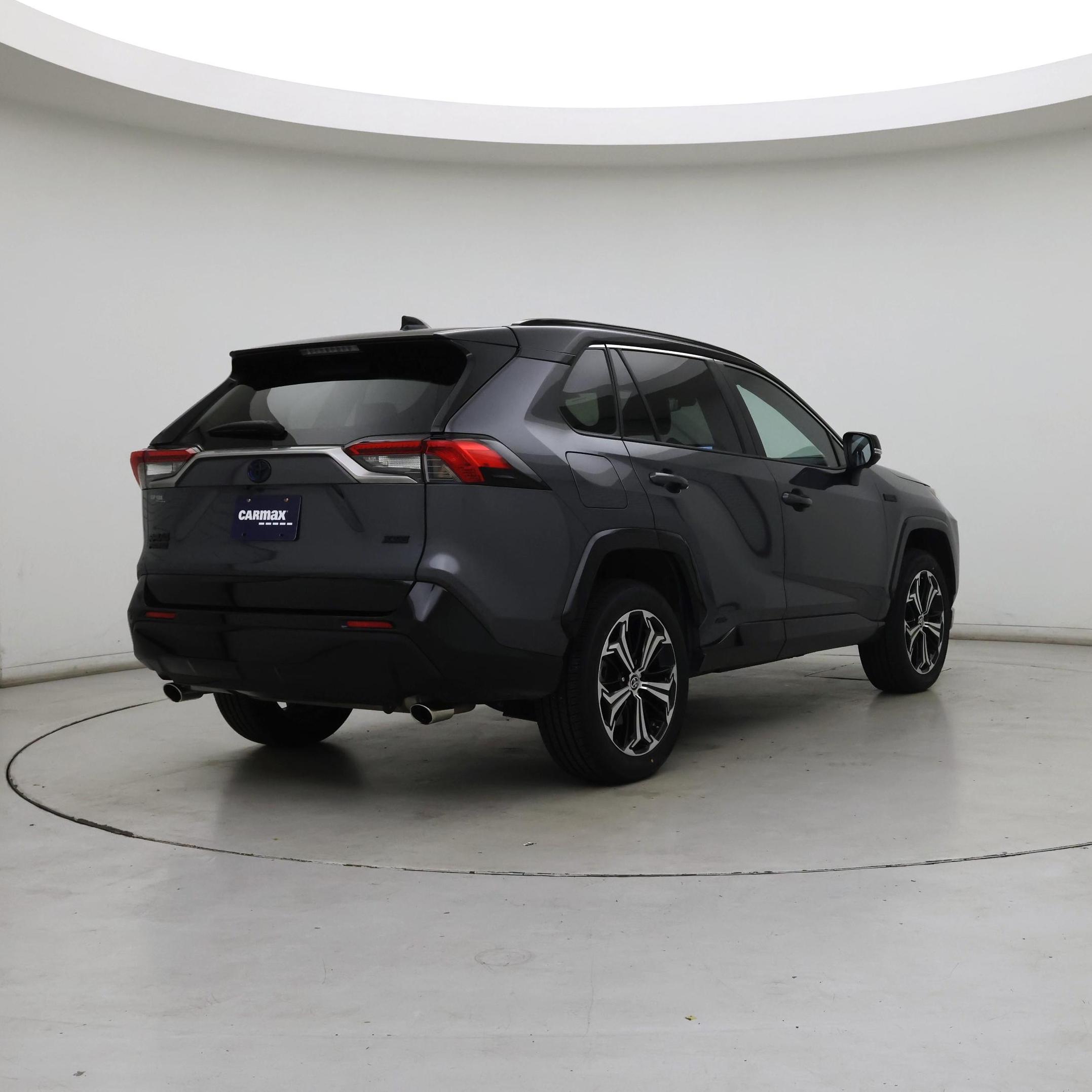 Thumbnail: 2023 Toyota RAV4 - 8