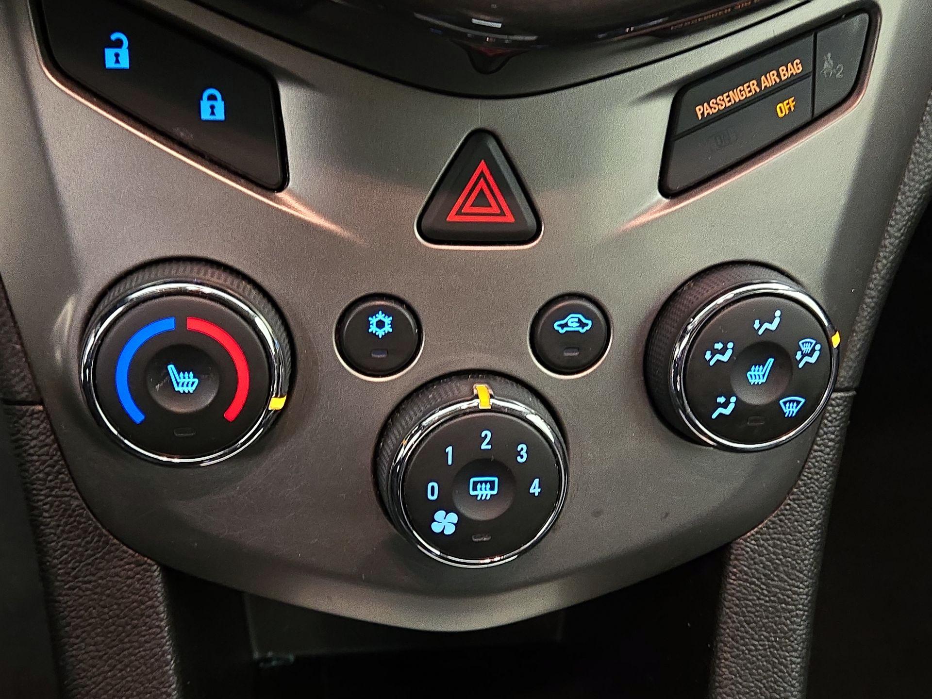 Thumbnail: 2015 Chevrolet Sonic - 16