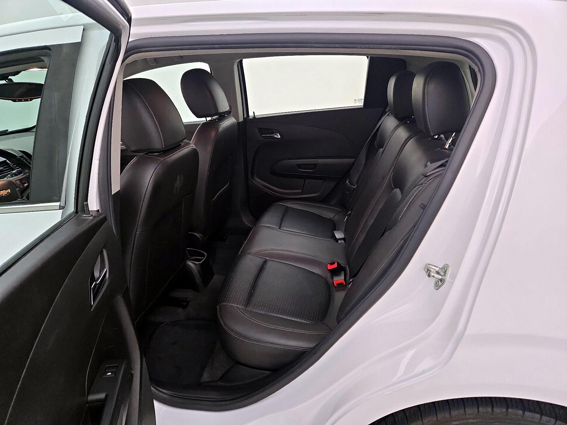 Thumbnail: 2015 Chevrolet Sonic - 18