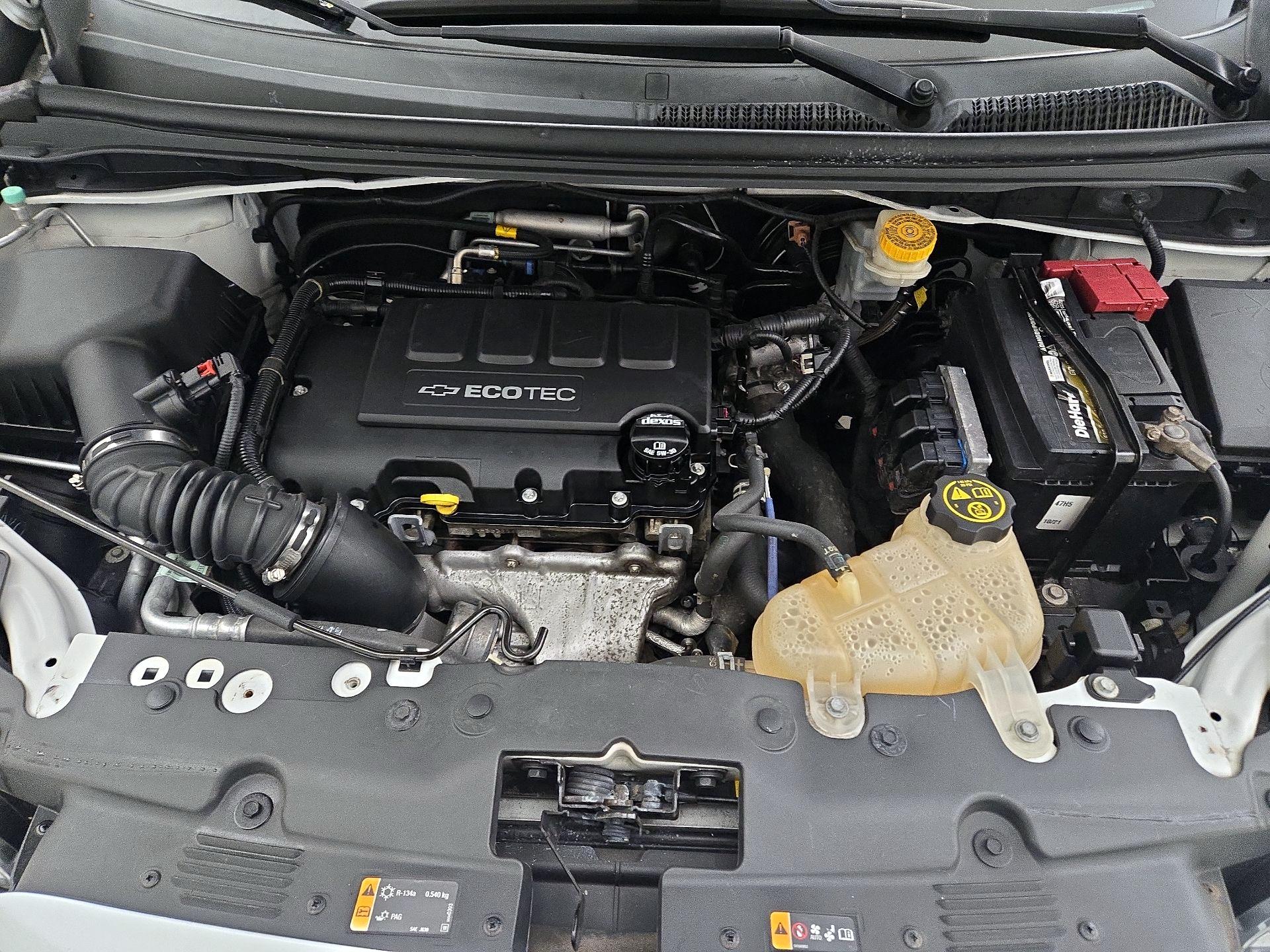 Thumbnail: 2015 Chevrolet Sonic - 20