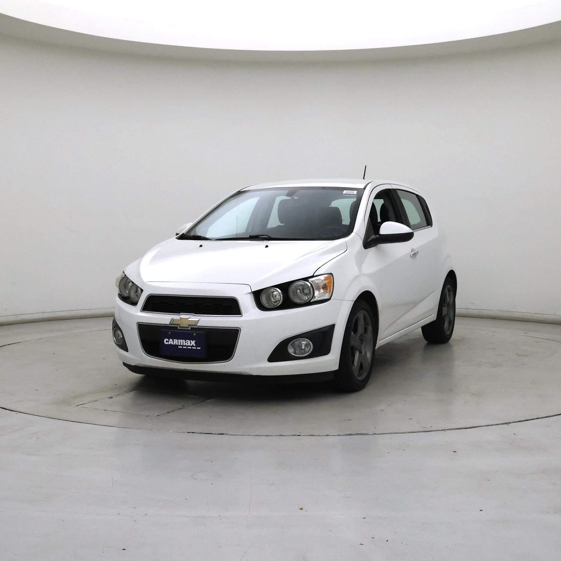 Thumbnail: 2015 Chevrolet Sonic - 4