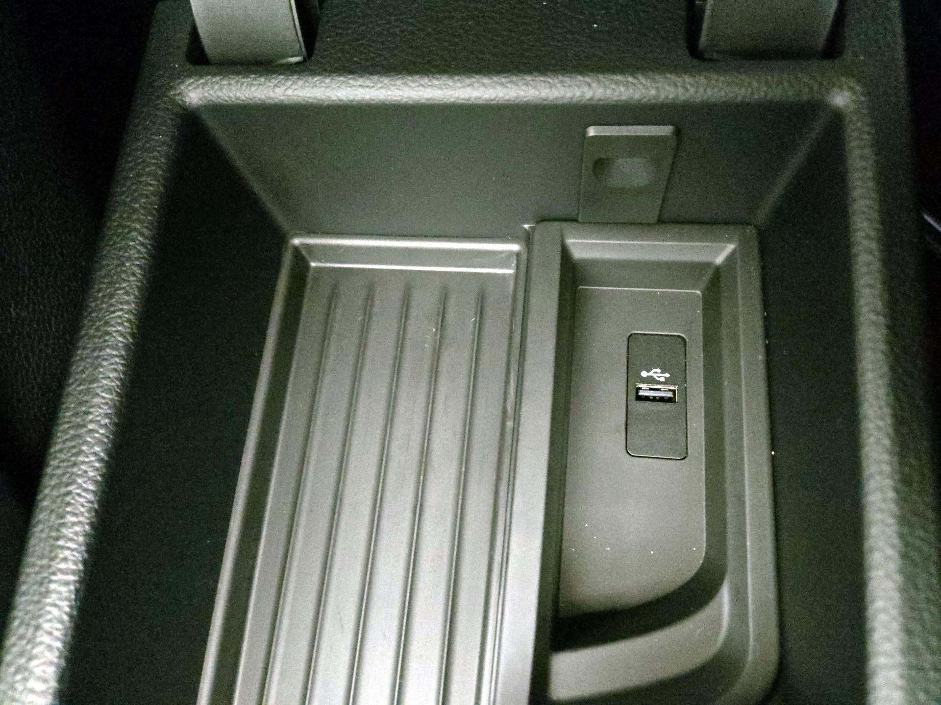 Thumbnail: 2018 BMW M3 - 17