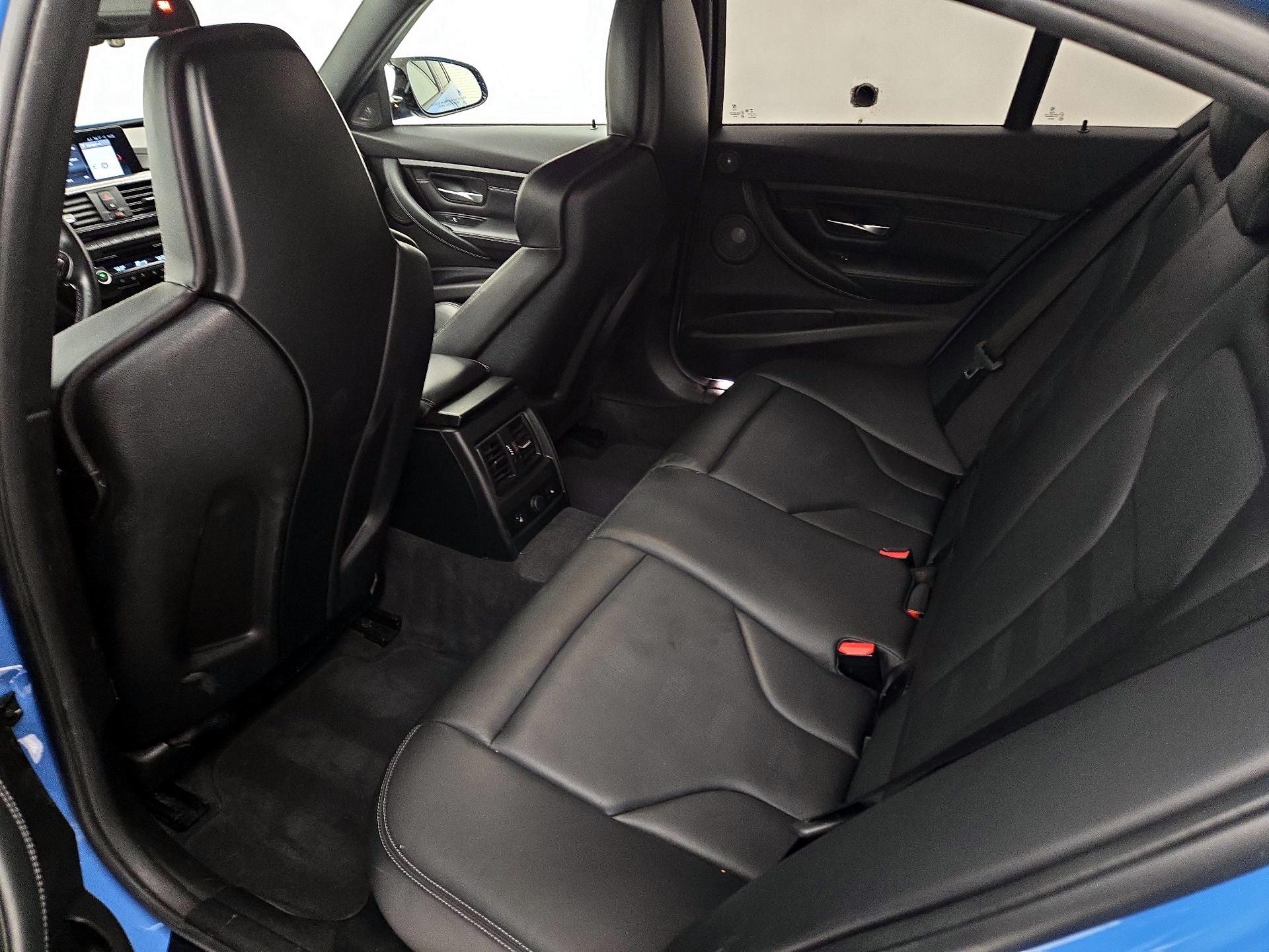 Thumbnail: 2018 BMW M3 - 18