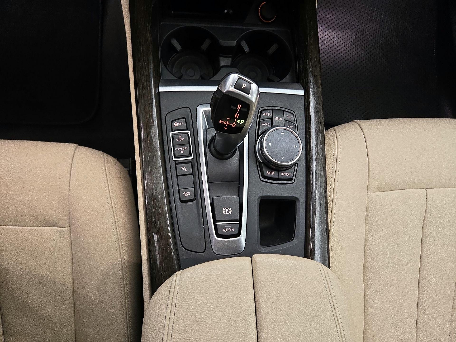 Thumbnail: 2016 BMW X5 - 17