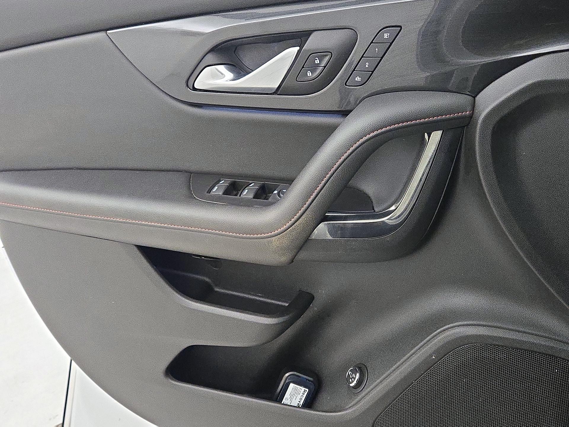 Thumbnail: 2021 Chevrolet Blazer - 12