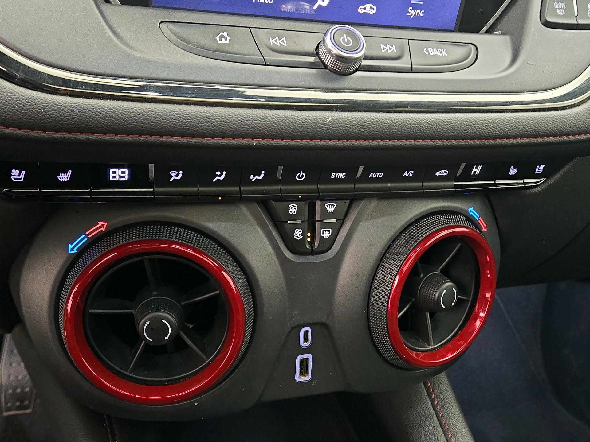 Thumbnail: 2021 Chevrolet Blazer - 16