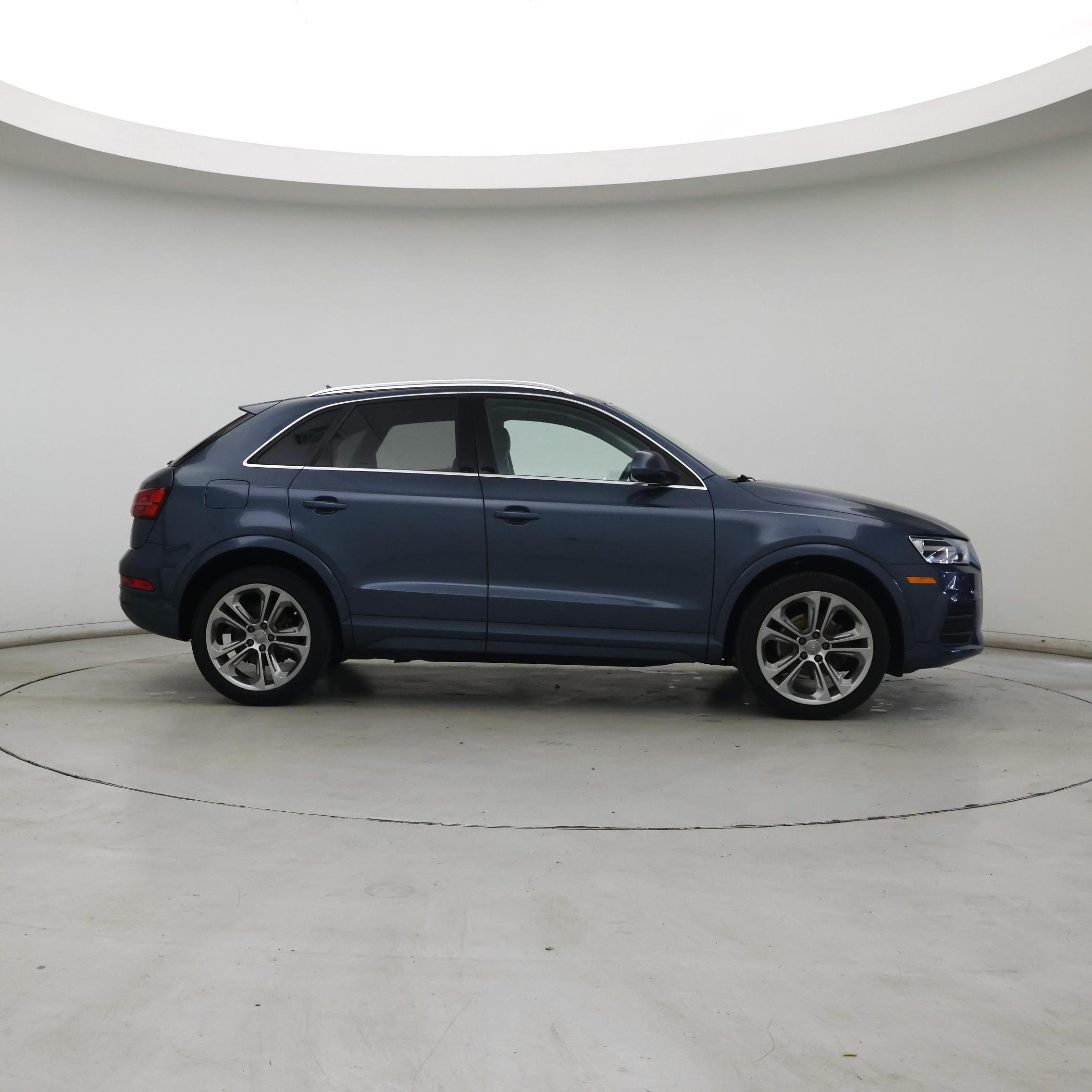 Thumbnail: 2017 Audi Q3 - 7