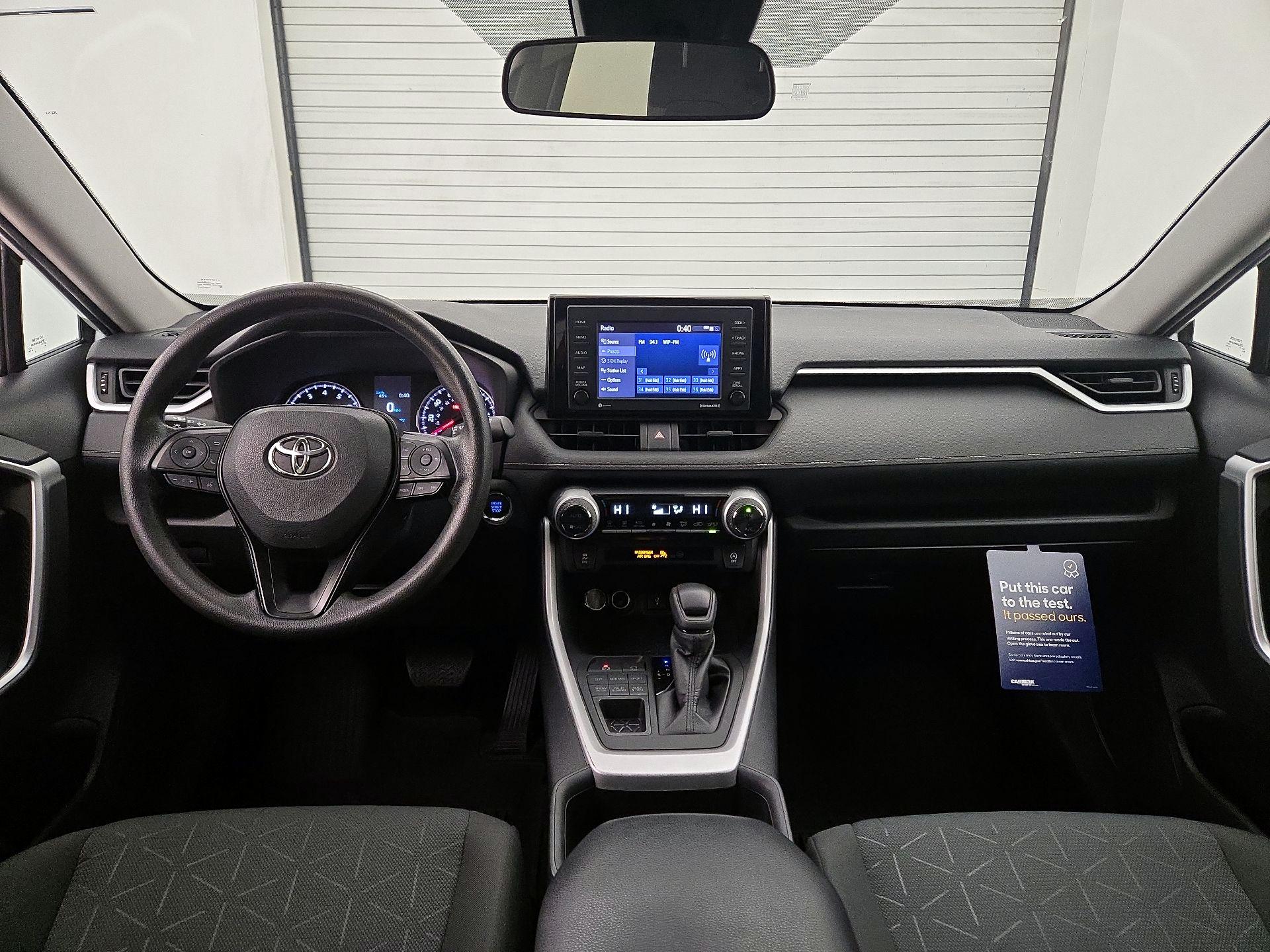 Thumbnail: 2022 Toyota RAV4 - 11