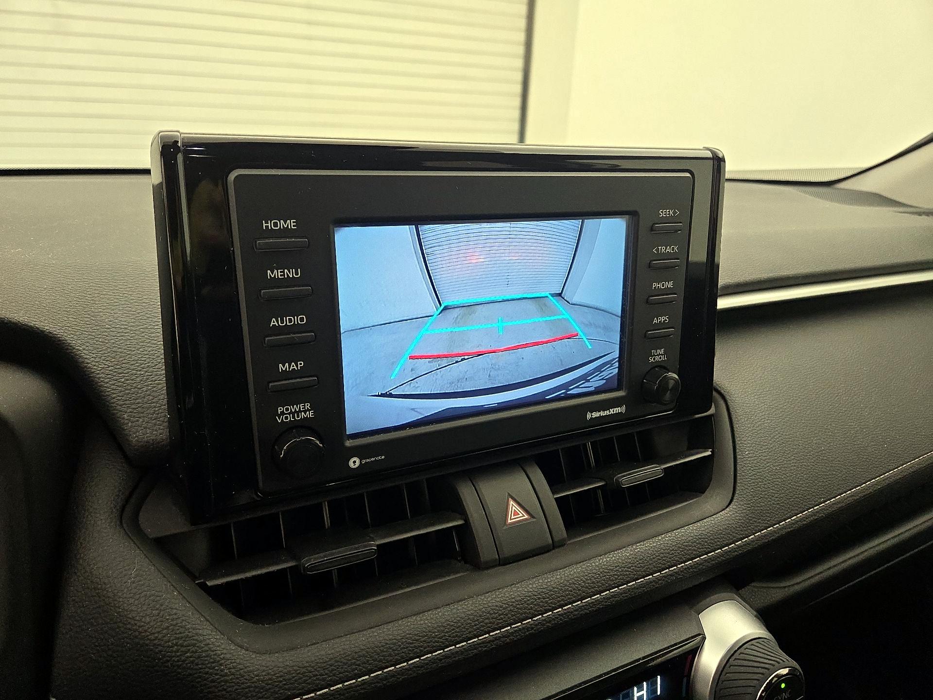 Thumbnail: 2022 Toyota RAV4 - 14