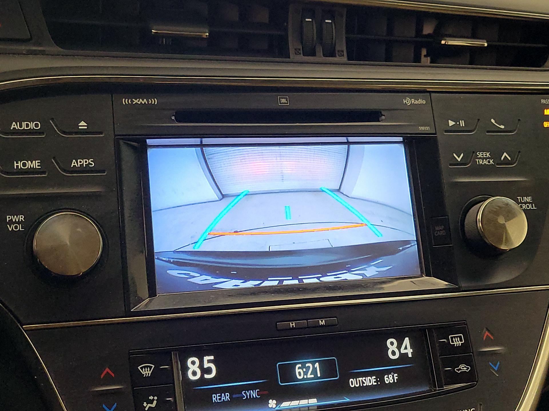 Thumbnail: 2017 Toyota Avalon - 14