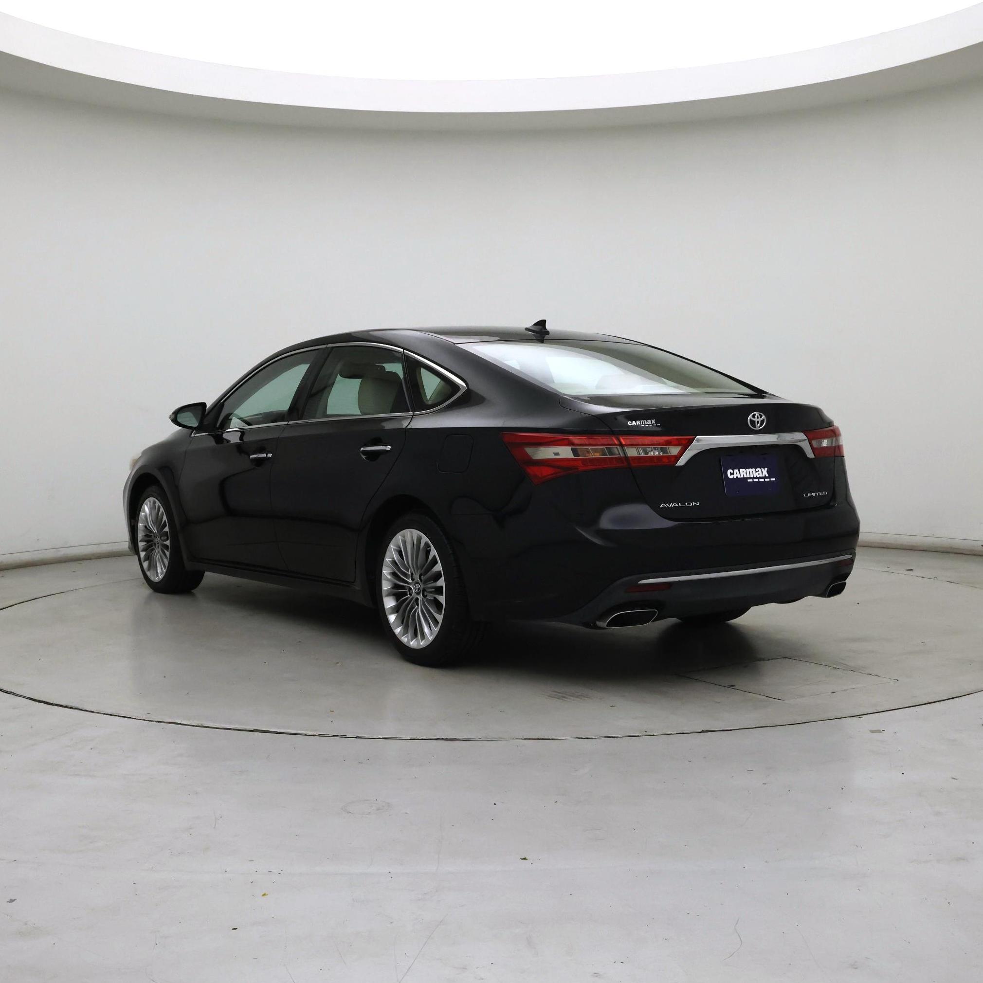 Thumbnail: 2017 Toyota Avalon - 2