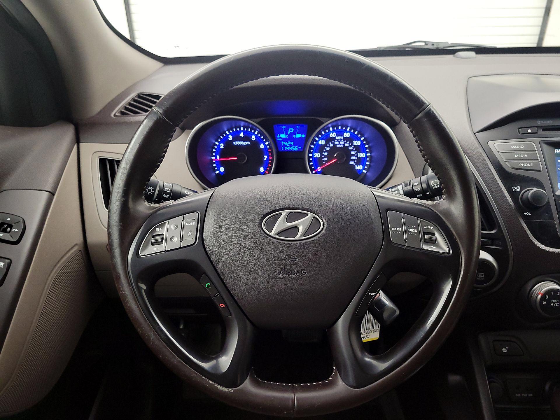 Thumbnail: 2014 Hyundai Tucson - 10